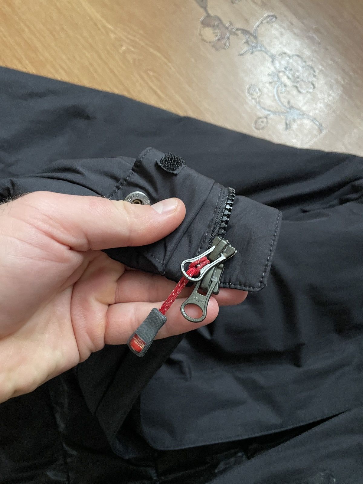 The North Face Women’s The North Face Summit Series HyVe Alpha Black Jacket Size S / US 4 / IT 40 - 16 Thumbnail
