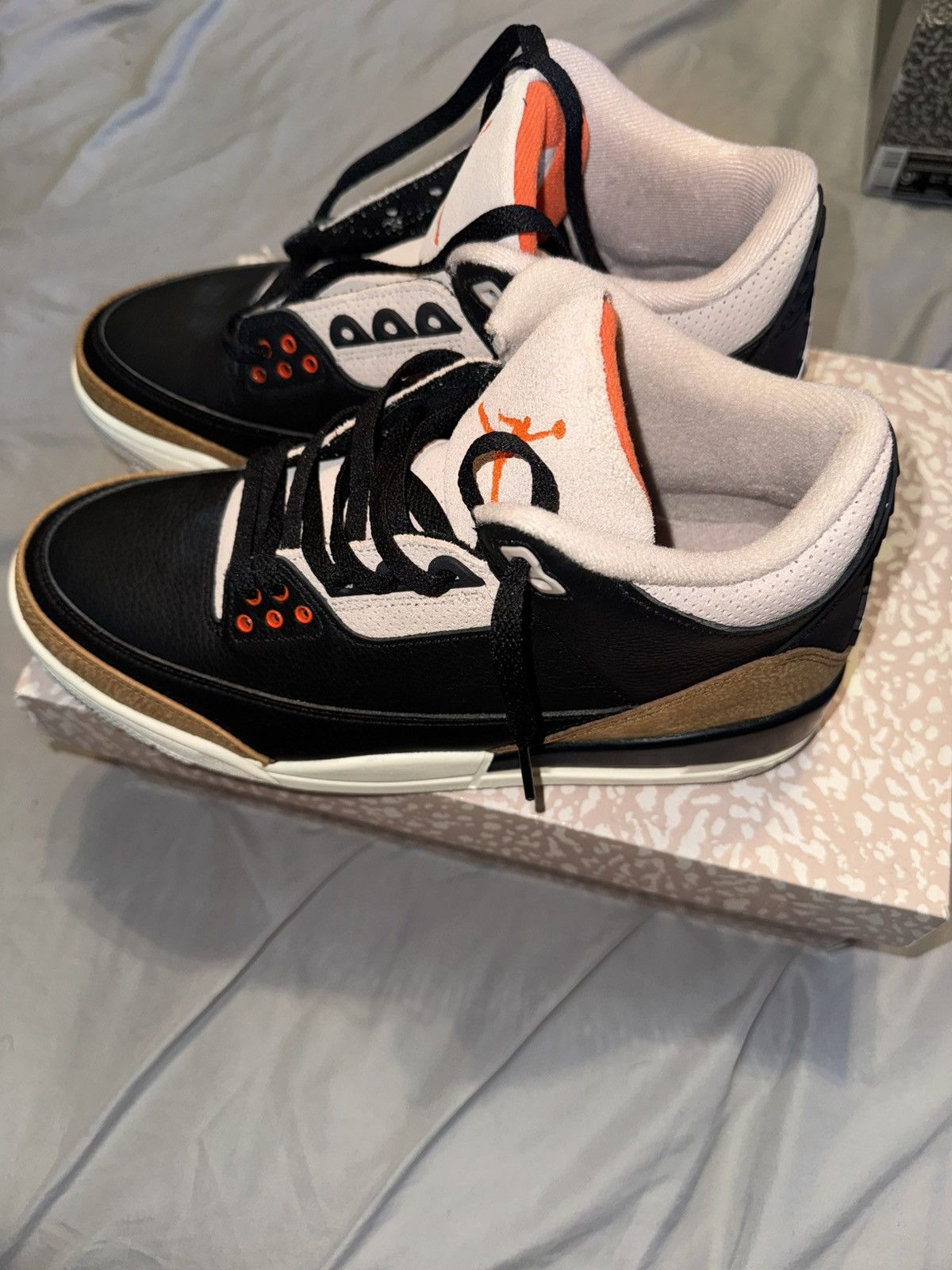 Jordan Brand Jordan 3 Retro Desert Elephant Size US 9.5 / EU 42-43 - 2 Thumbnail
