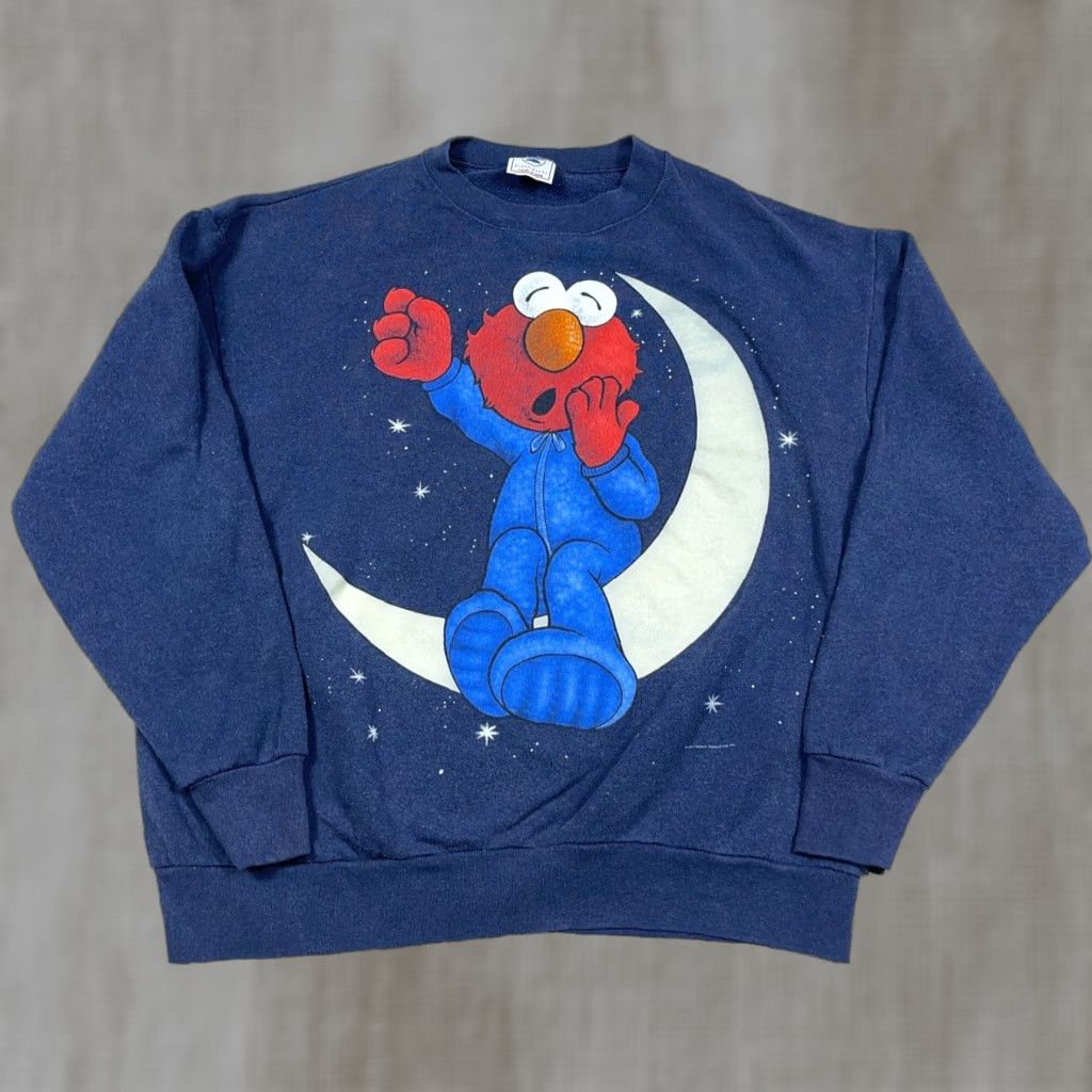 Vintage Vintage Sesame Street Elmo Sweatshirt Adult XL Crewneck 90s Sleeping Moon RARE Size US XL / EU 56 / 4 - 1 Thumbnail