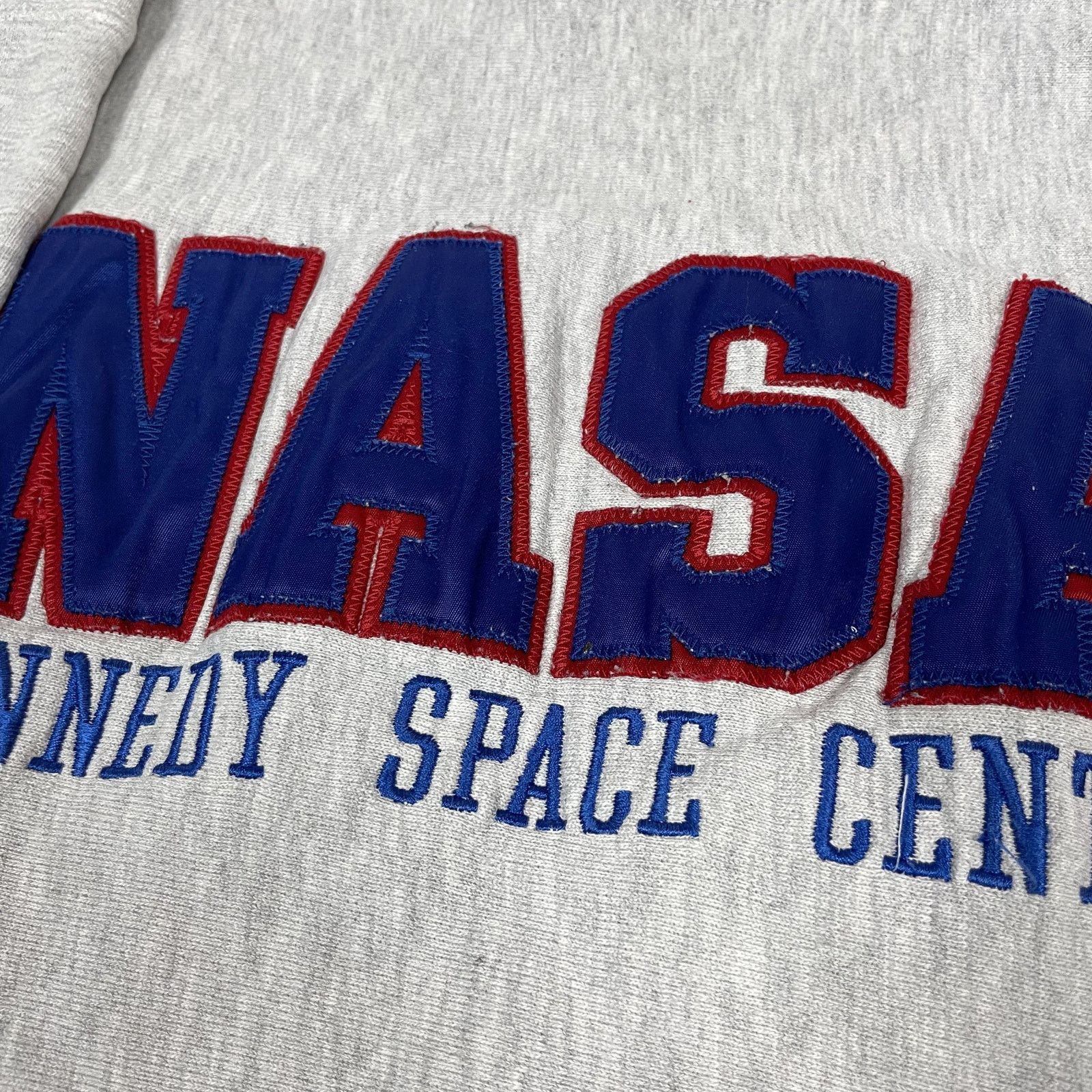 Champion × Vintage VTG Champion Men Gray Nasa Kennedy Space Center Sweatshirt L Size US L / EU 52-54 / 3 - 3 Thumbnail