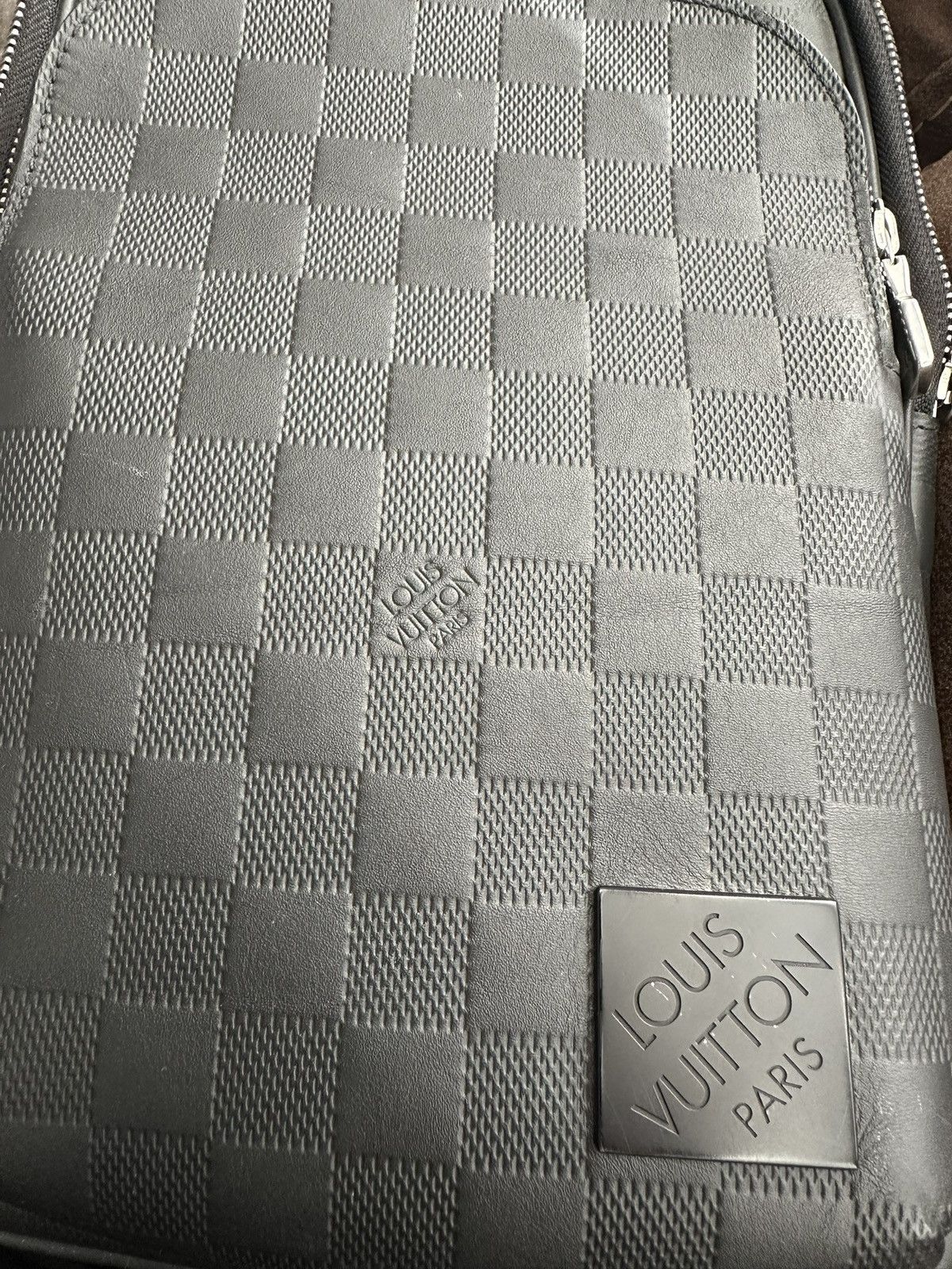 Louis Vuitton Louis Vuitton Avenue Sling Size ONE SIZE - 9 Thumbnail