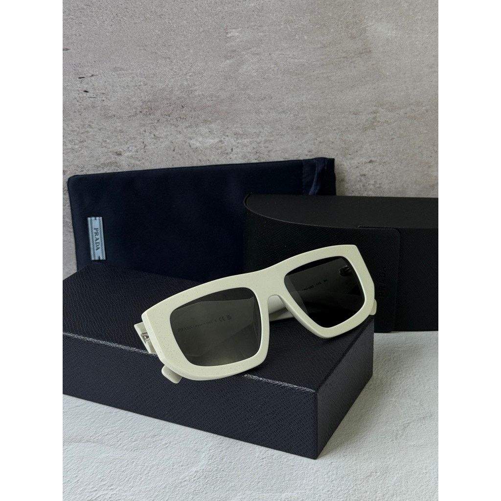 Prada NEW Prada PR D04SU Sunglasses in White $497 Size ONE SIZE - 2 Thumbnail