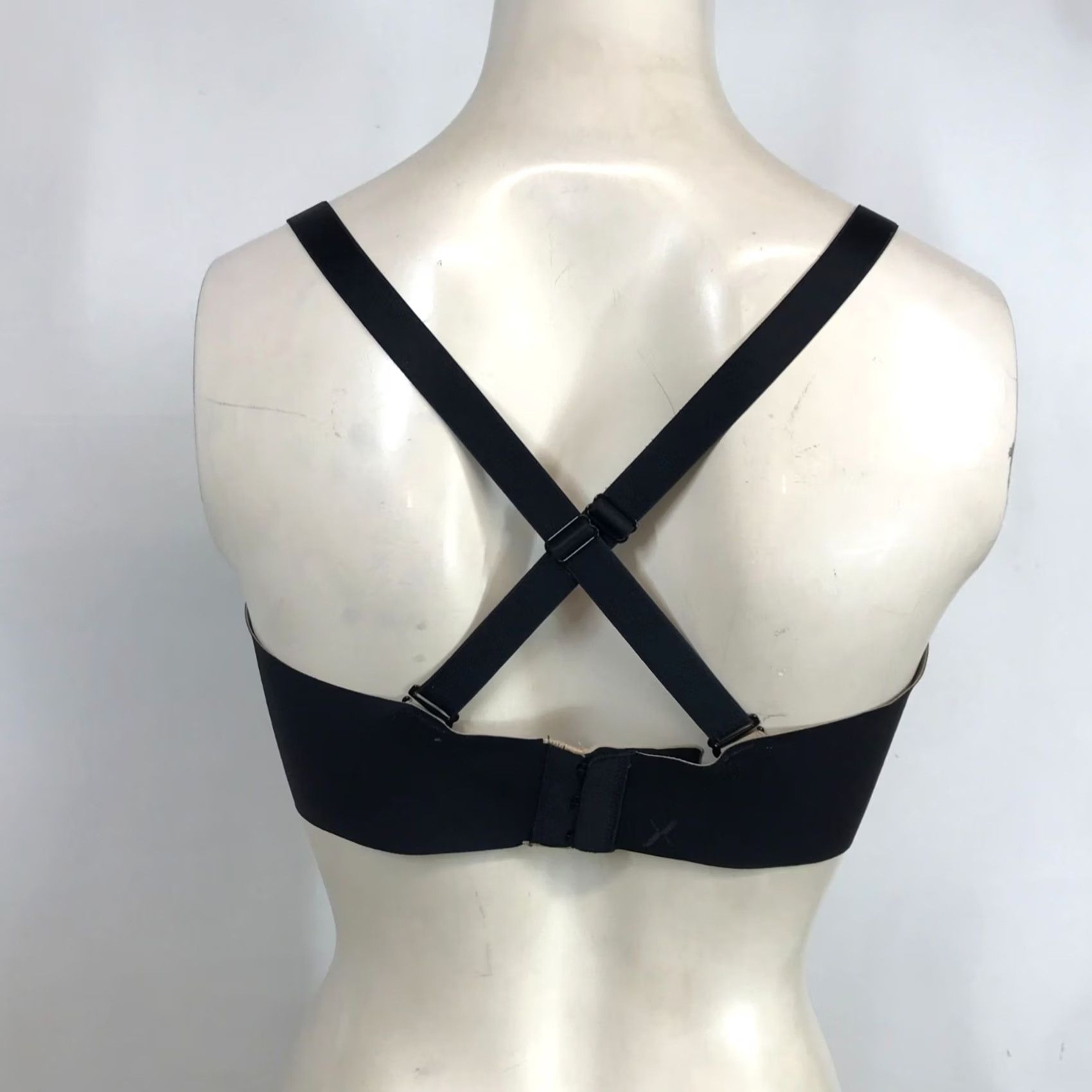Vintage KNIX WOMEN'S BRA 6 BLACK CRISS CROSS BACK WIRELESS COMFORT N/A Size ONE SIZE - 3 Thumbnail