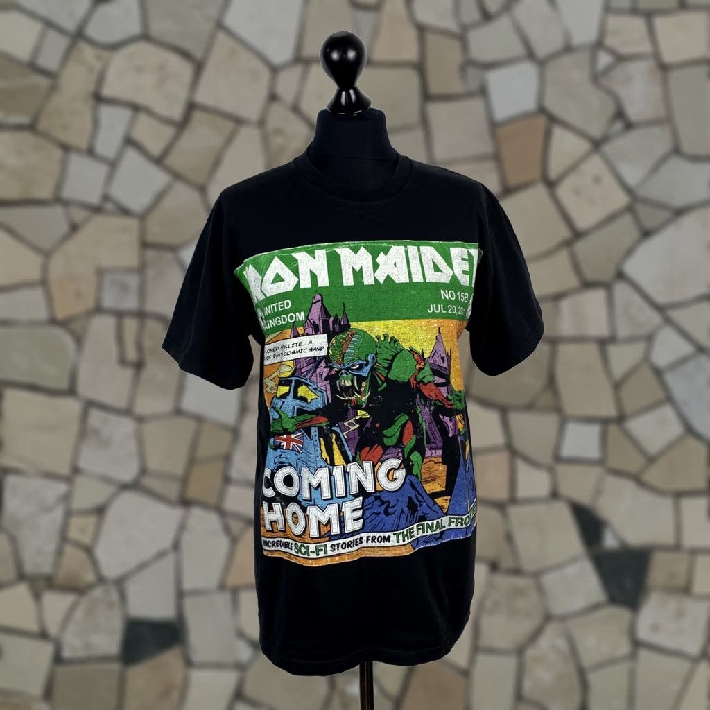Fruit Of The Loom Iron Maiden The Final Frontier United Kingdom 2011 mens shirt M heavy cotton Black Shirt Mens M Iron Maiden Final Frontier 2011 Size US M / EU 48-50 / 2 - 1 Thumbnail
