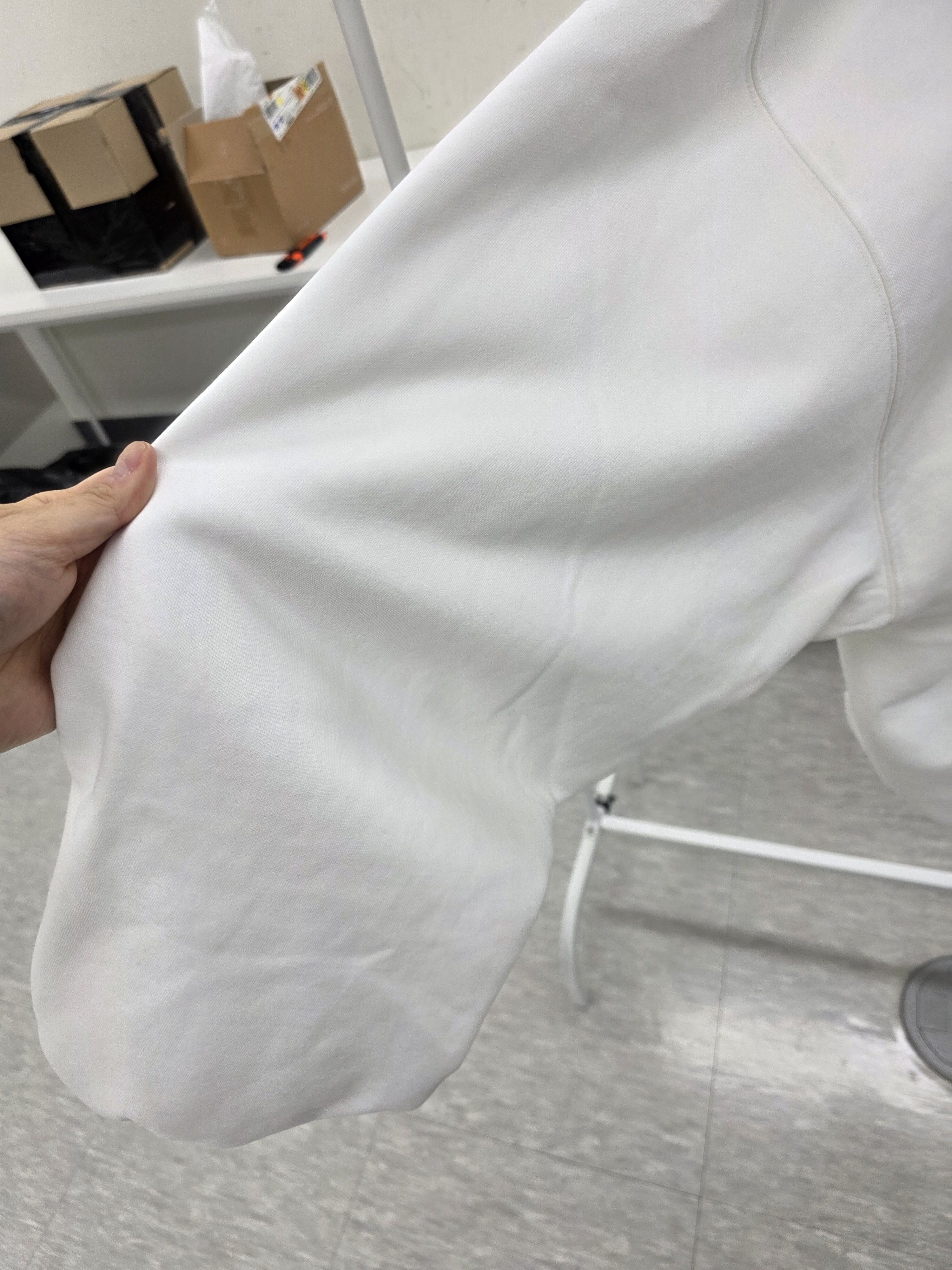 Balenciaga × Gap × Yeezy YEEZY GAP BALENCIAGA DOVE HOODIE WHITE 2xl 469530-01 Size US XXL / EU 58 / 5 - 7 Thumbnail