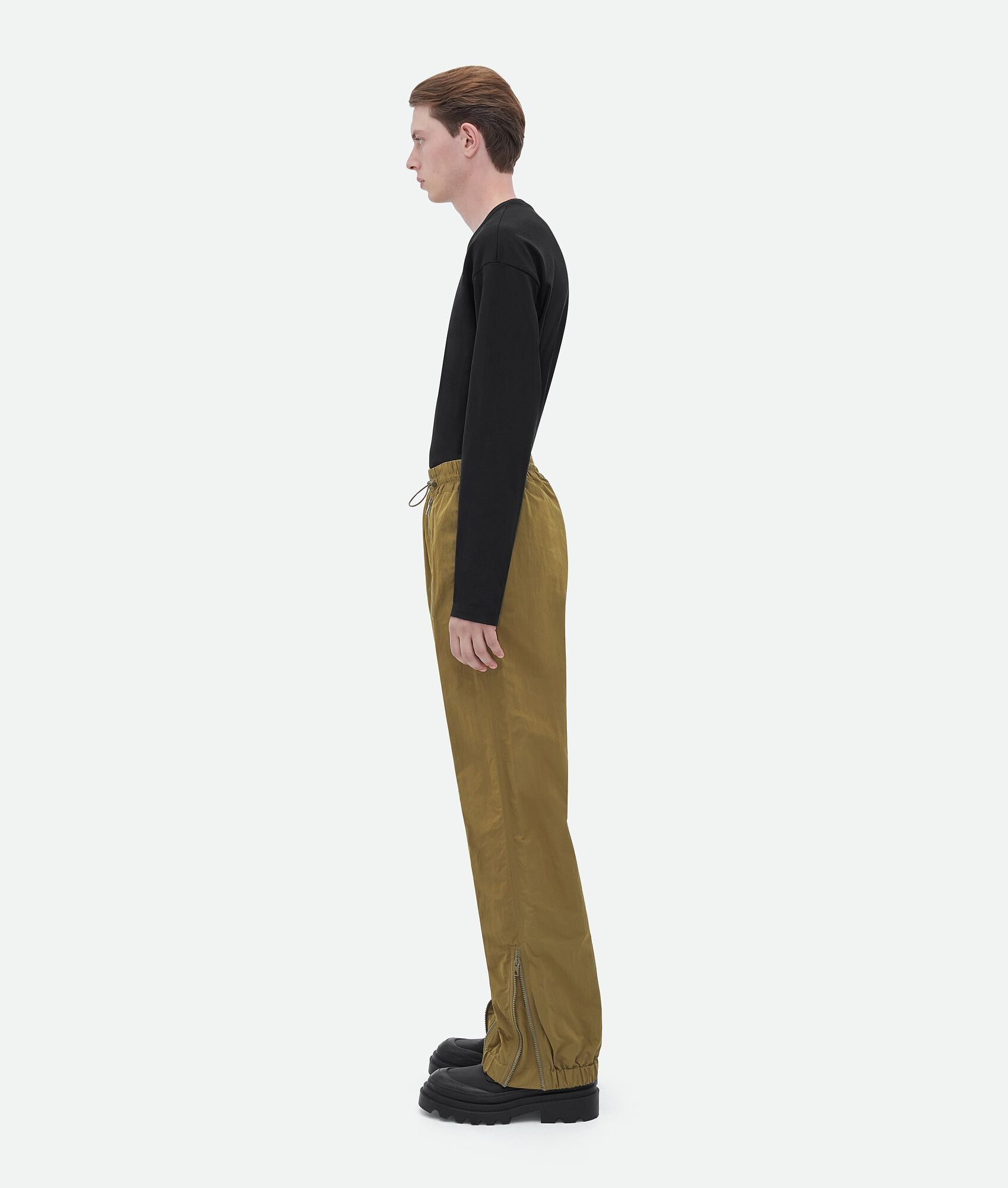 Bottega Veneta o1n1vont0625 Zipped Nylon Pant in Liana Size US 28 / EU 44 - 2 Thumbnail