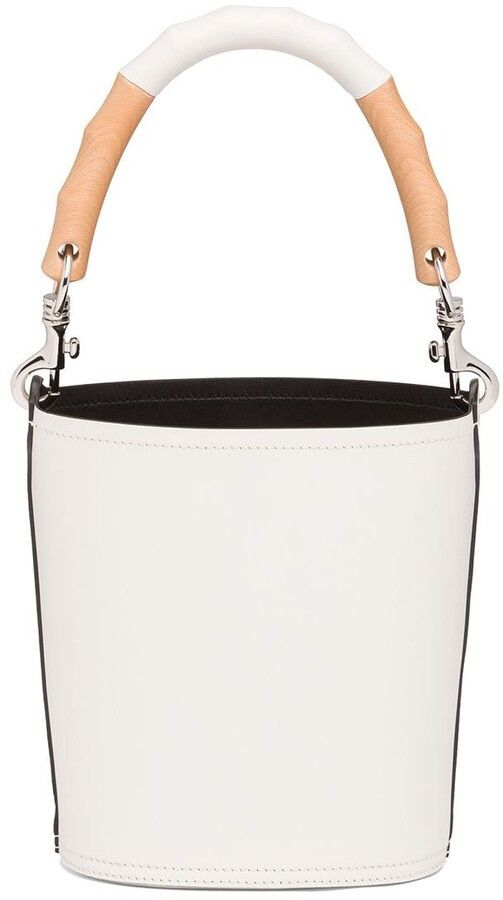 o1srvl11e0624 Size: OS / Bucket Bag in White
