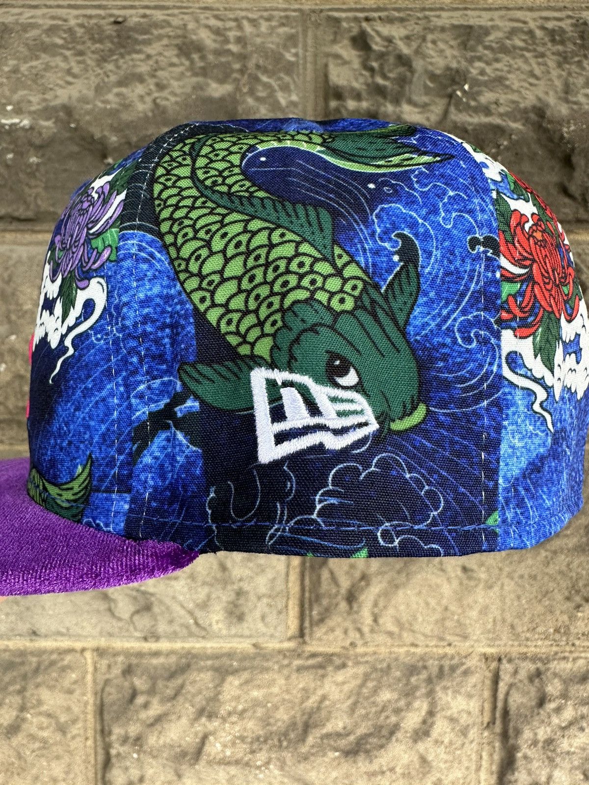 MLB × New Era × Supreme 7 1/2 Colorado Rockies 25th Anniversary Koi Pond Rockwell Size ONE SIZE - 8 Thumbnail