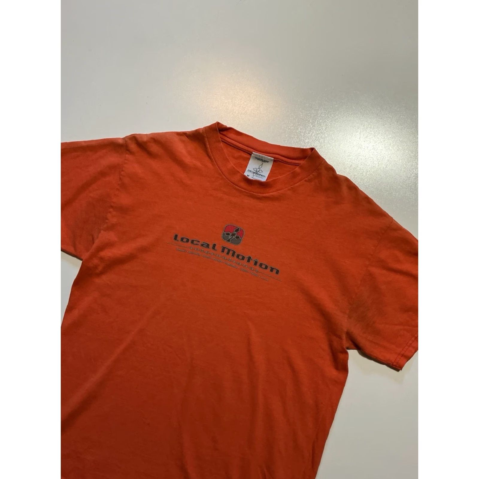 Vintage VINTAGE Local Motion International Hawaii Orange Surf Graphic T-Shirt Mens Medium Size US M / EU 48-50 / 2 - 4 Thumbnail