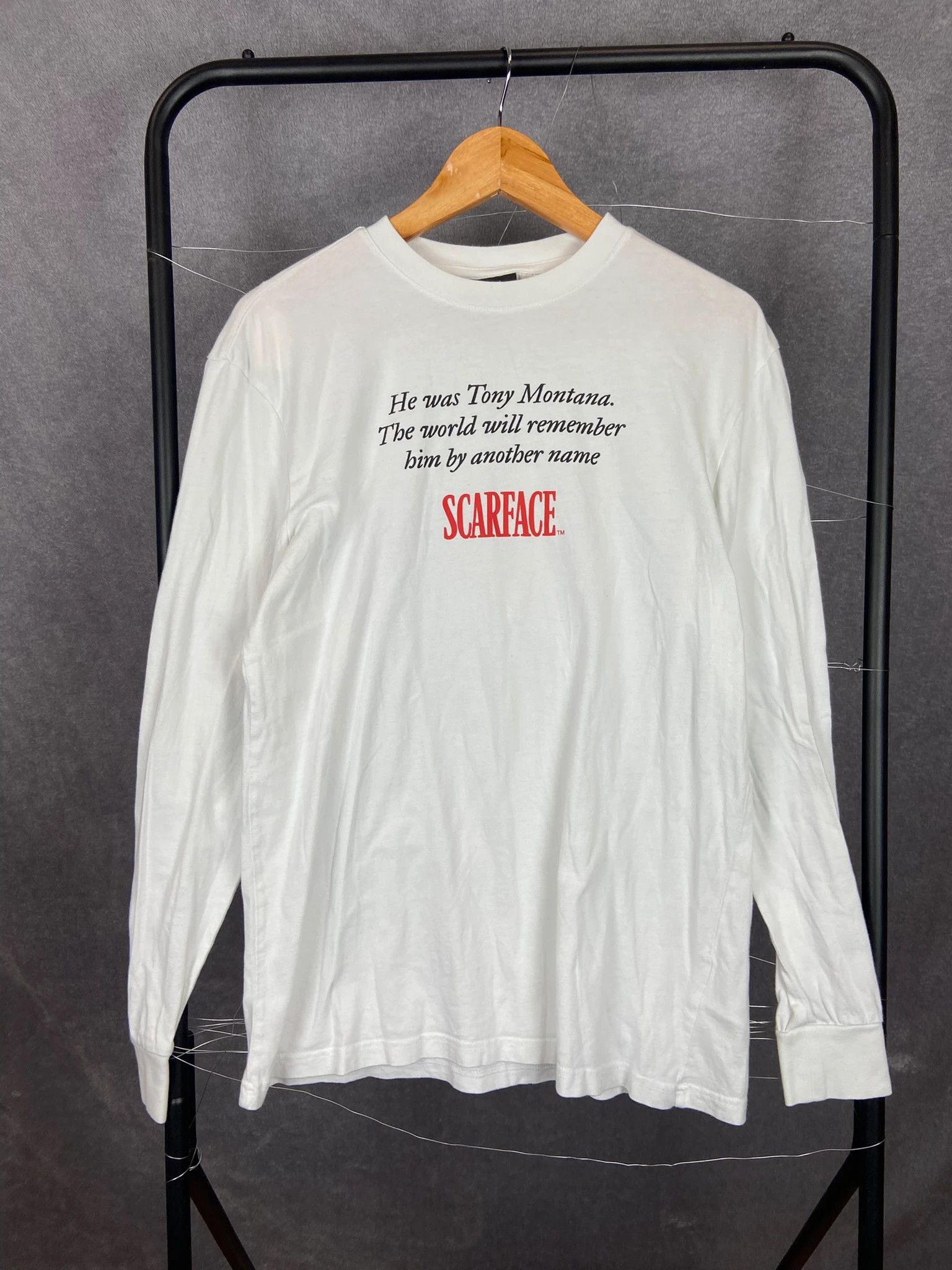 H&M Scarface Longsleeve H&M M – Tony Montana Tee Size US M / EU 48-50 / 2 - 3 Thumbnail