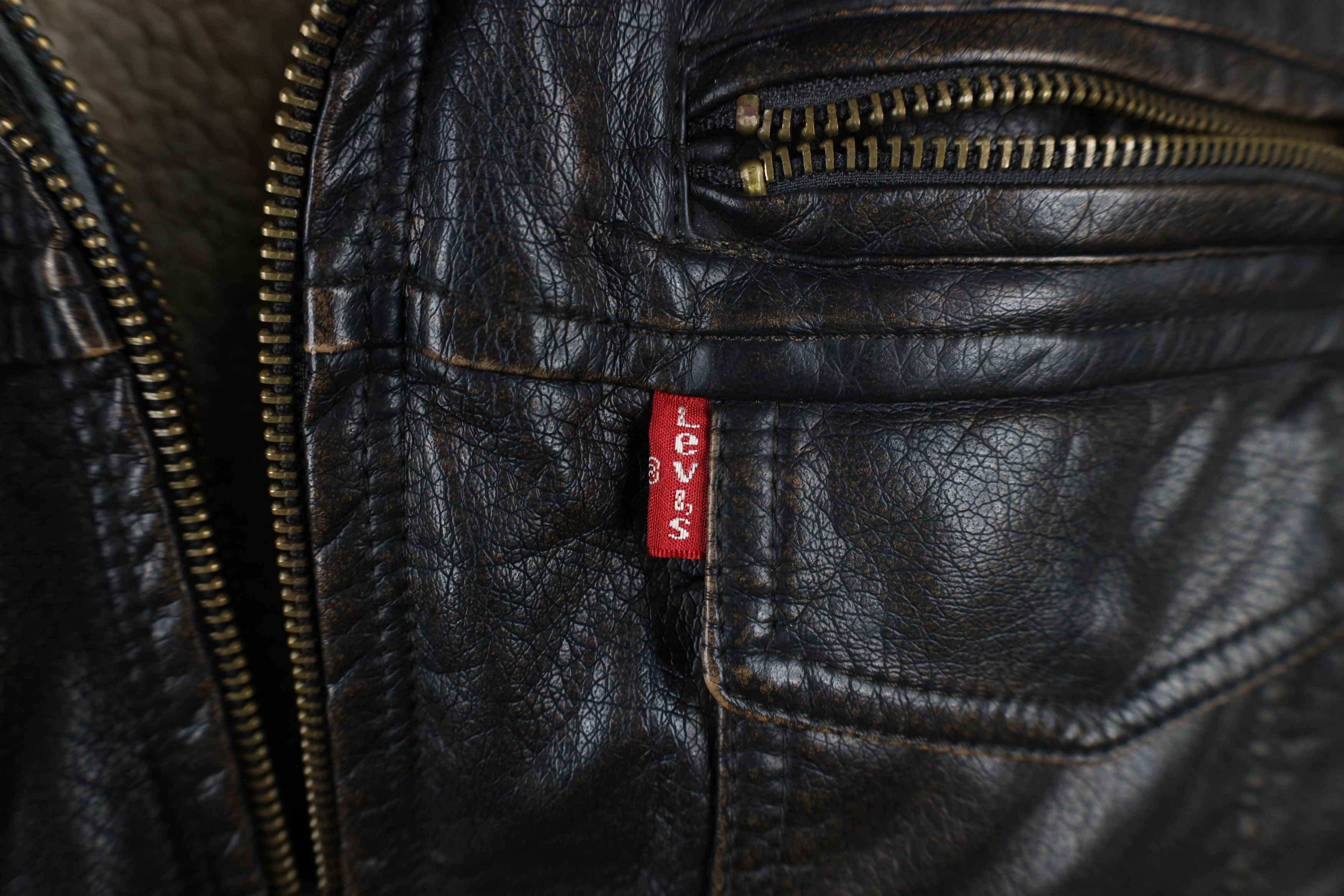 Levi's × Vintage Vintage Y2K Levis Pile Fleece Lined Hooded Trucker Jacket Size US L / EU 52-54 / 3 - 4 Thumbnail