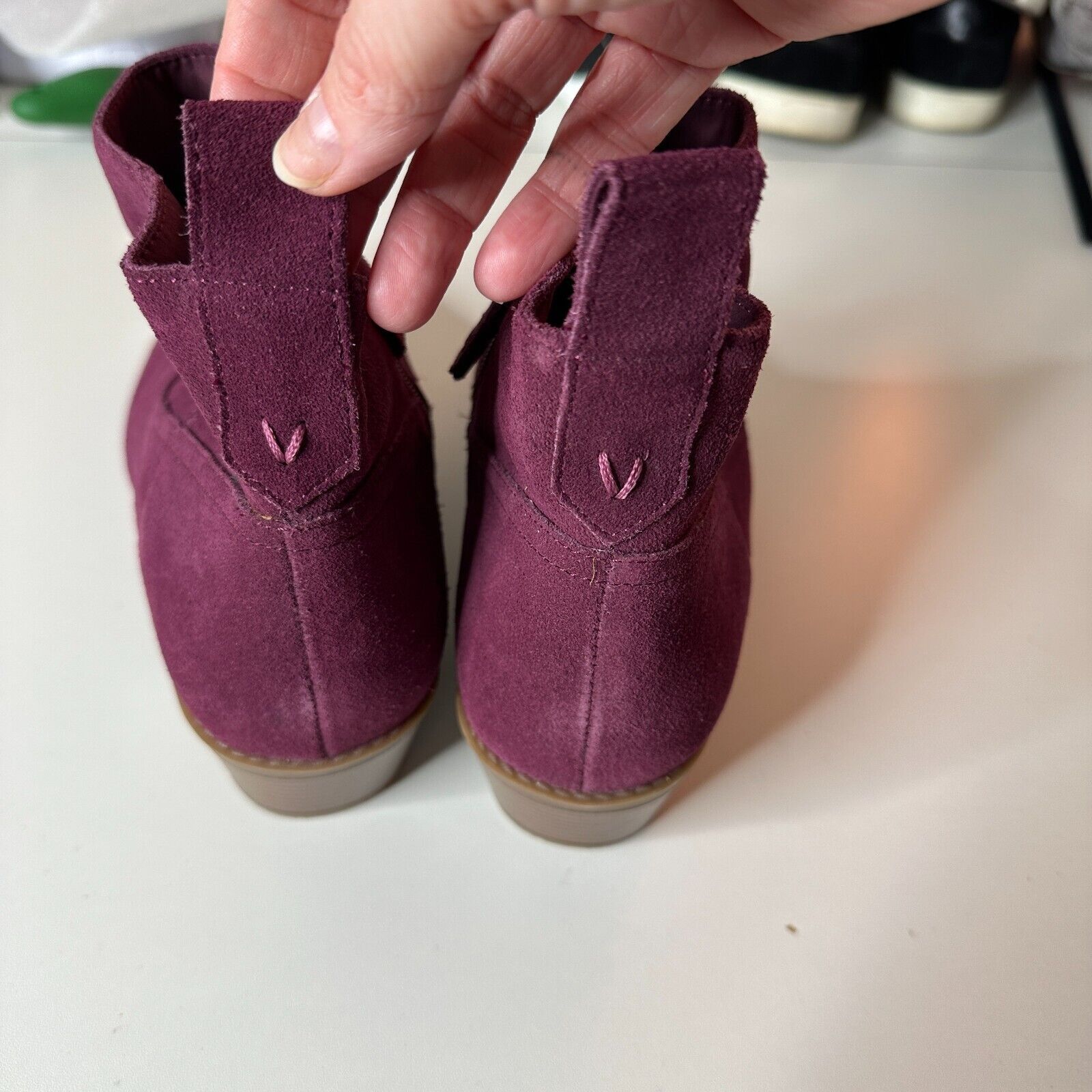 Vionic Vionic Vera Eggplant Suede Ankle Boot Side Zipper Low Heels Size US 8.5 / IT 38.5 - 10 Thumbnail