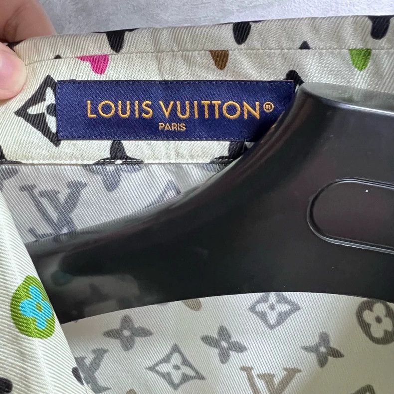 Louis Vuitton Louis Vuitton 24 Latest Light Beige Logo Full Print Single Size US L / EU 52-54 / 3 - 3 Thumbnail