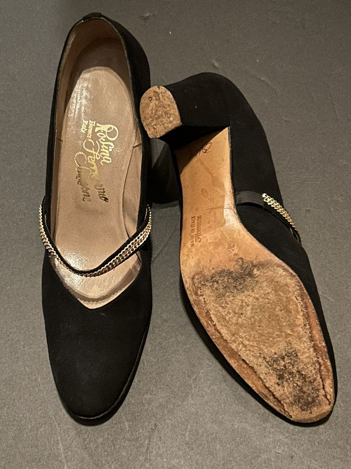 Salvatore Ferragamo Ferragamo suede pump size 9AA Size US 9 / IT 39 - 2 Thumbnail