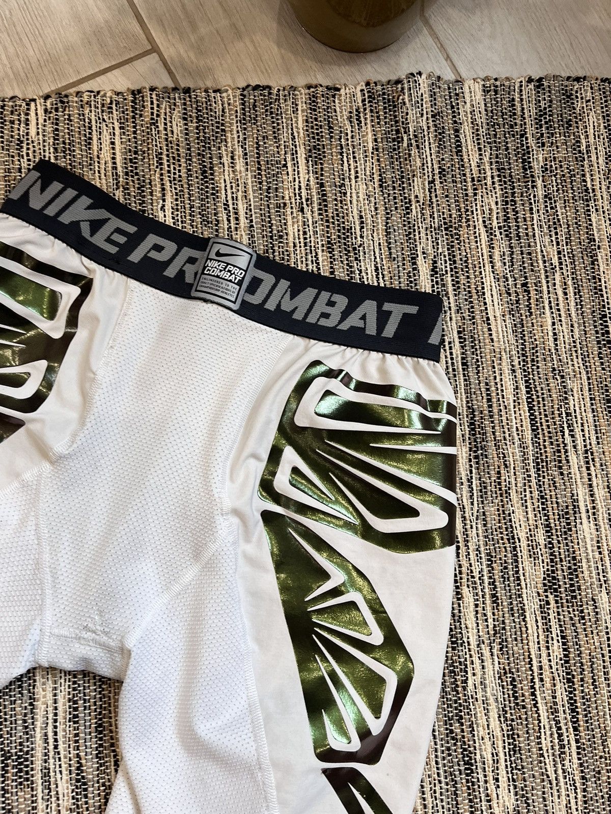 Nike Nike Pro Combat Compression Shorts Tracks sportswear Size US 34 / EU 50 - 8 Thumbnail
