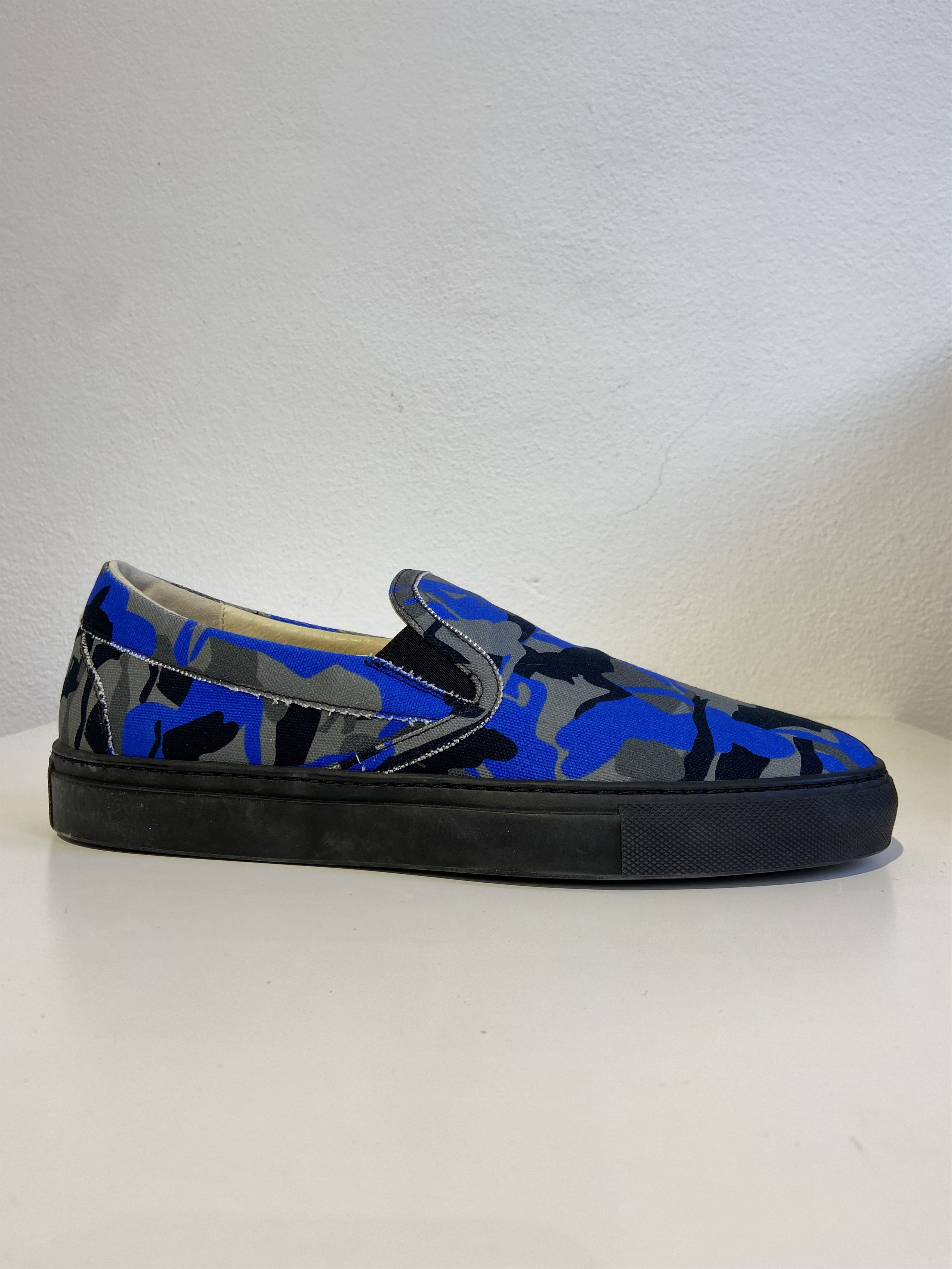 Barneys New York Barneys Camouflage Print Canvas Slip-On Sneakers Size US 10.5 / EU 43-44 - 7 Thumbnail