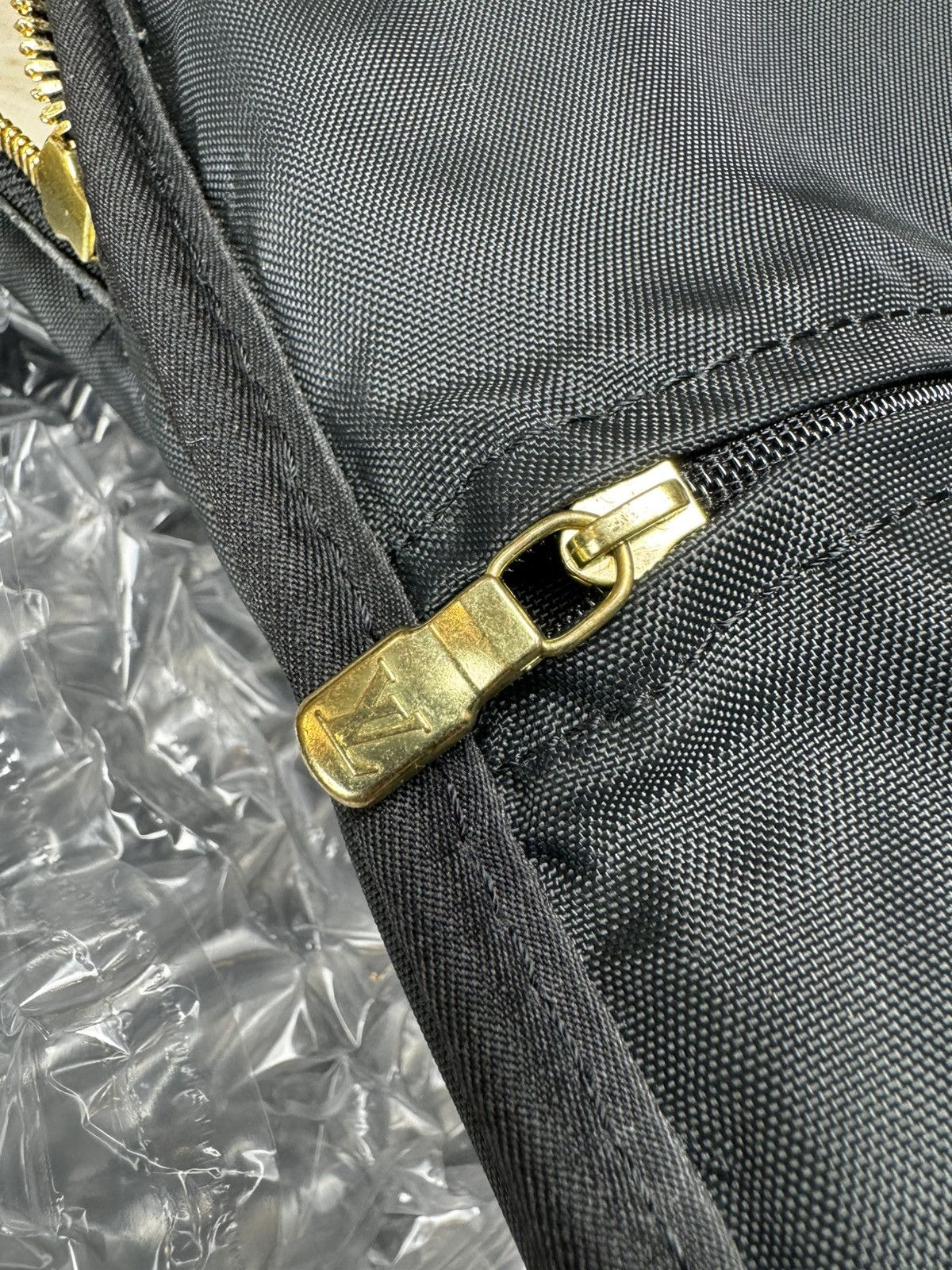 Louis Vuitton × Takashi Murakami Louis Vuitton Takashi Murakami Pegase 60 Monogramouflage Bag Size ONE SIZE - 17 Thumbnail