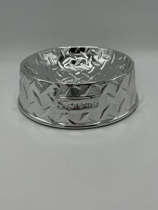 Supreme Supreme Diamond Plate Dog Bowl Silver Ceramic | Grailed