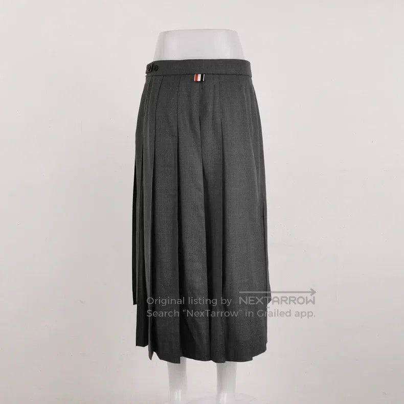 Thom Browne Thom Browne Wool Pleated Skirt Size 27" / US 4 / IT 40 - 2 Thumbnail
