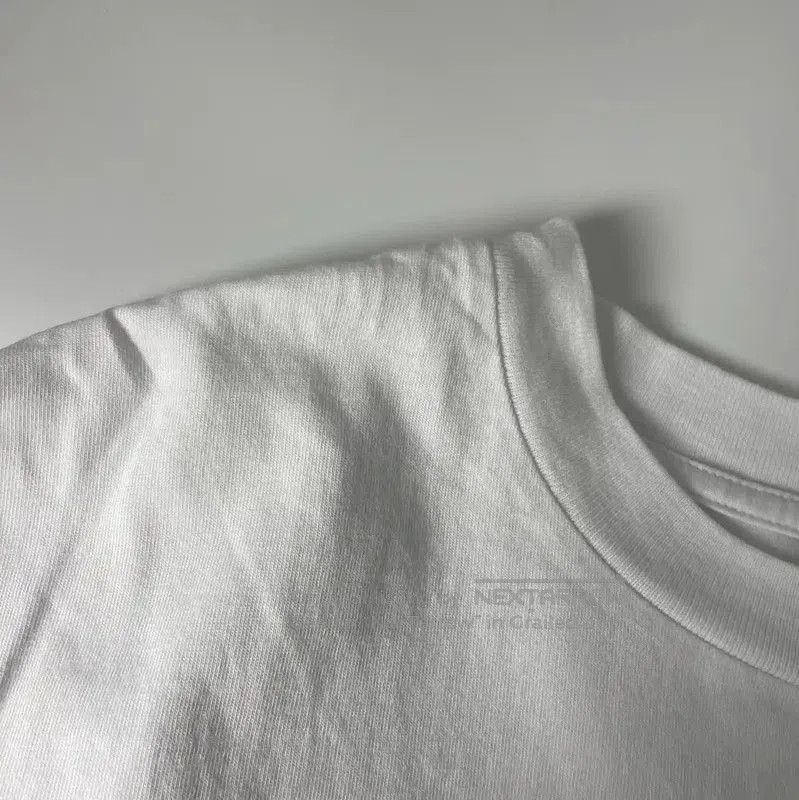 Burberry Burberry White Cotton Women's T-Shirt. Size XXS / US 00 / IT 34 - 2 Thumbnail