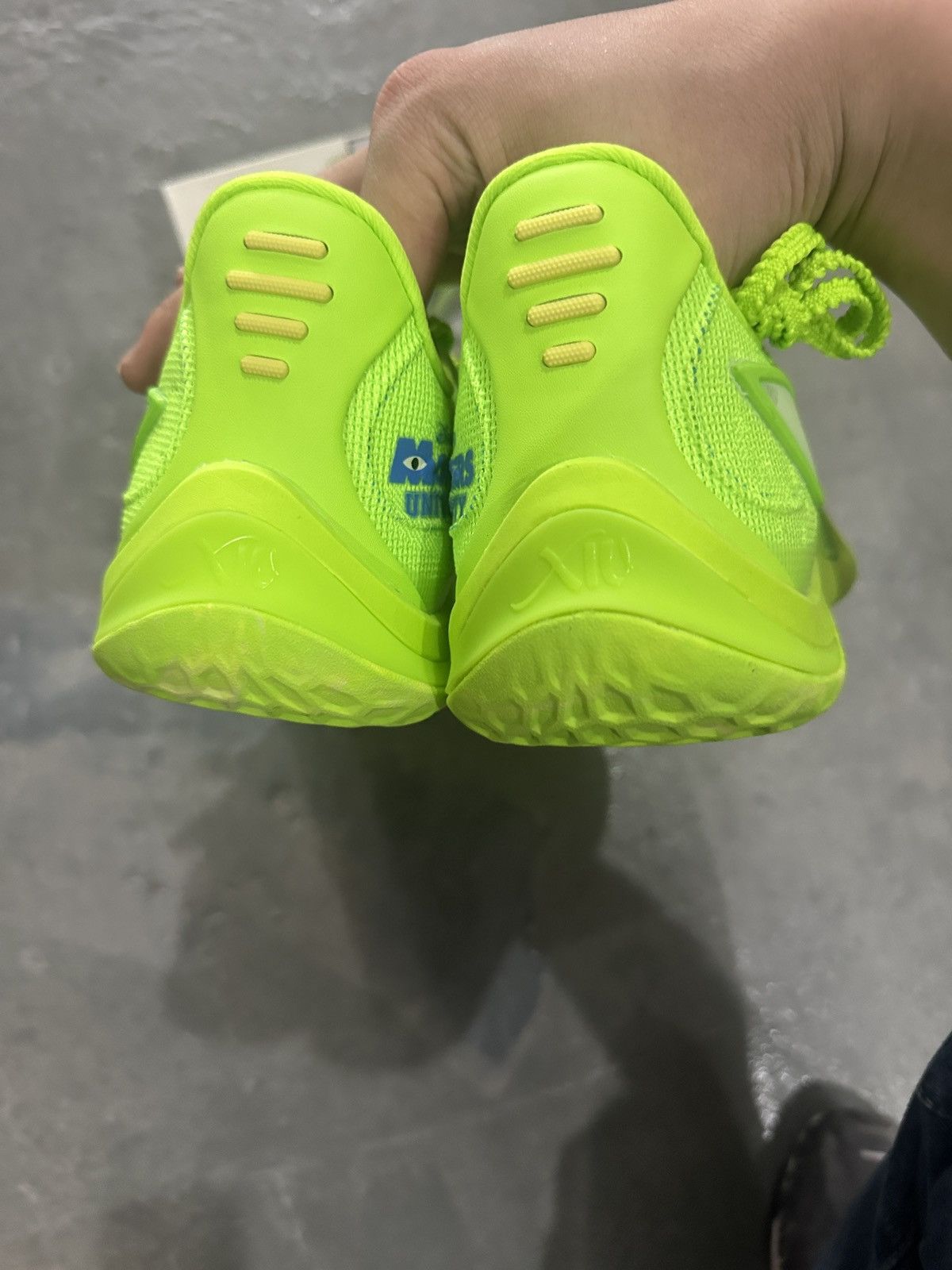 Li-Ning LI NING Speed of sound 14 Disney co-branded Size US 10.5 / EU 43-44 - 8 Thumbnail