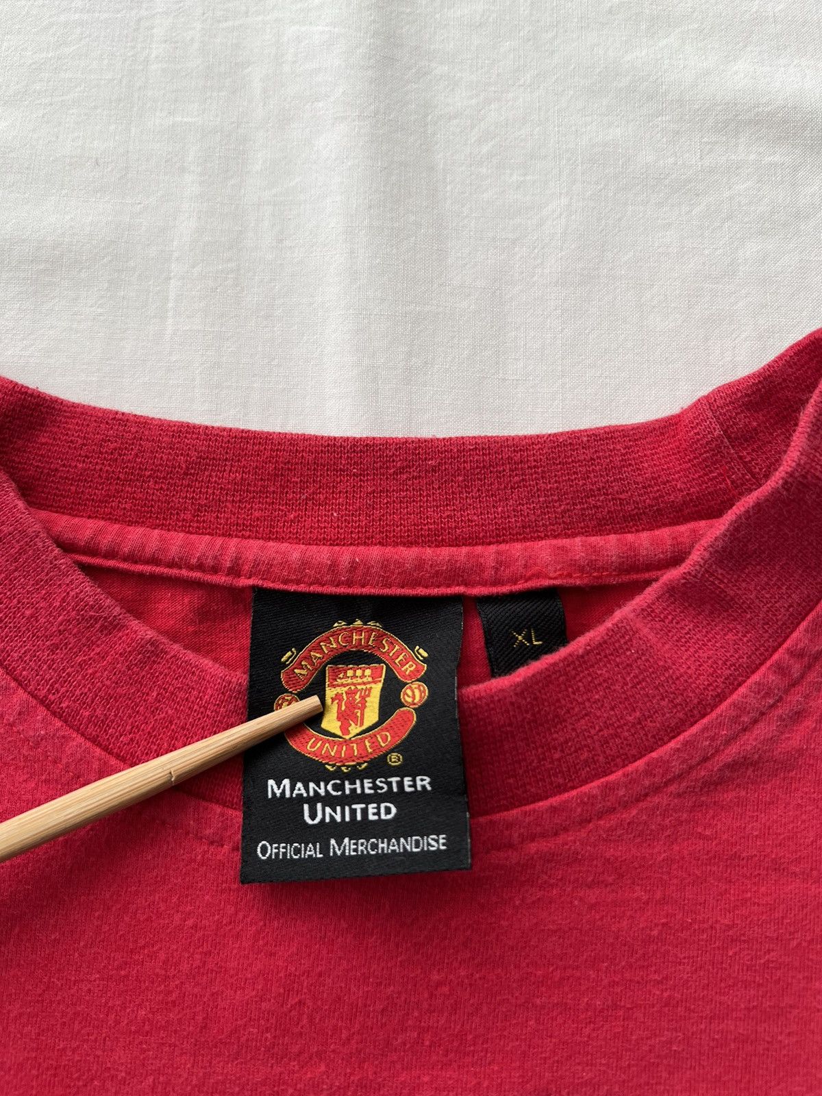 Vintage Vintage Manchester United The Premiership Champions 1999 Size US XL / EU 56 / 4 - 11 Thumbnail