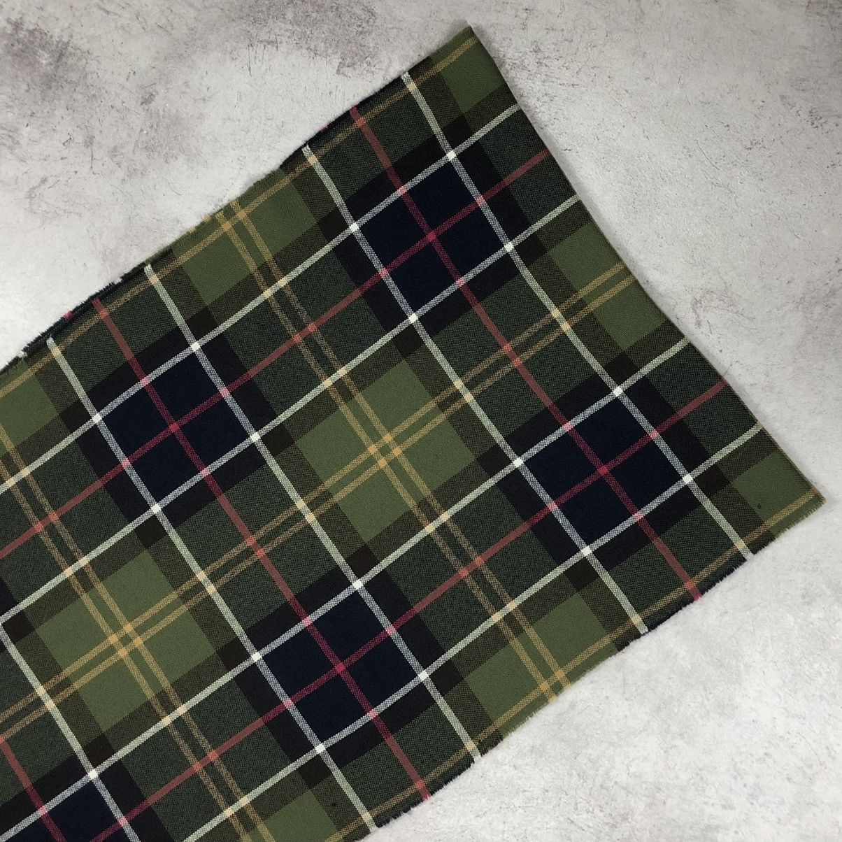 Barbour Barbour Tartan Scarf Extra Fine Merino Wool Size ONE SIZE - 13 Thumbnail