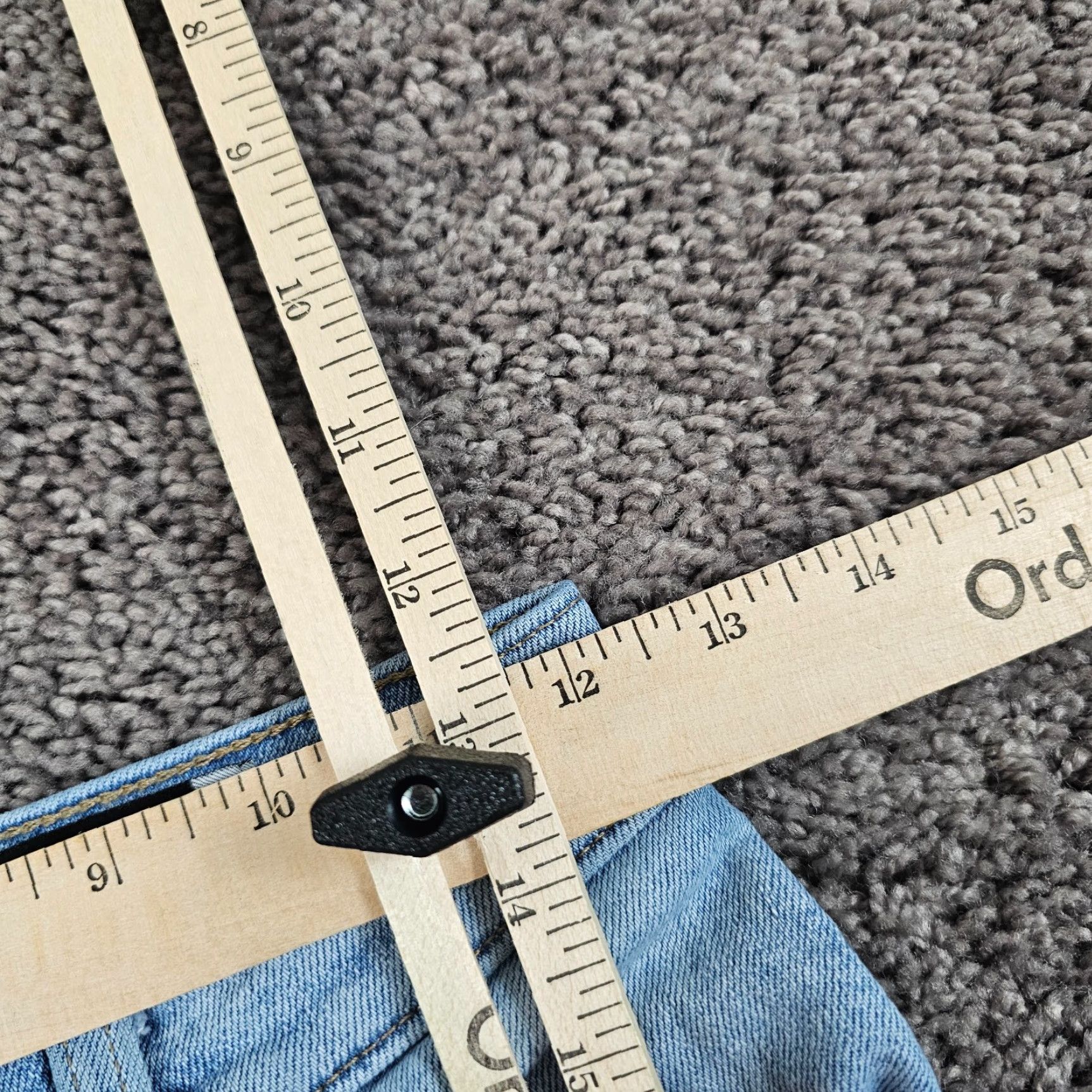 Levi's VINTAGE Levi's Silvertab Mom Jeans Women 26 High Rise Light Wash Distressed 23x26 Denim Blue Mens Size 26" / US 2 / IT 38 - 5 Thumbnail