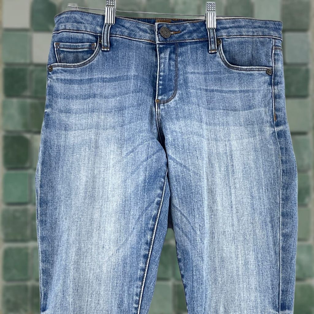 Vintage KUT from the Kloth Jeans Womens Size 6 Blue Denim Straight Leg Mid-Rise Casual Size 28" / US 6 / IT 42 - 1 Thumbnail