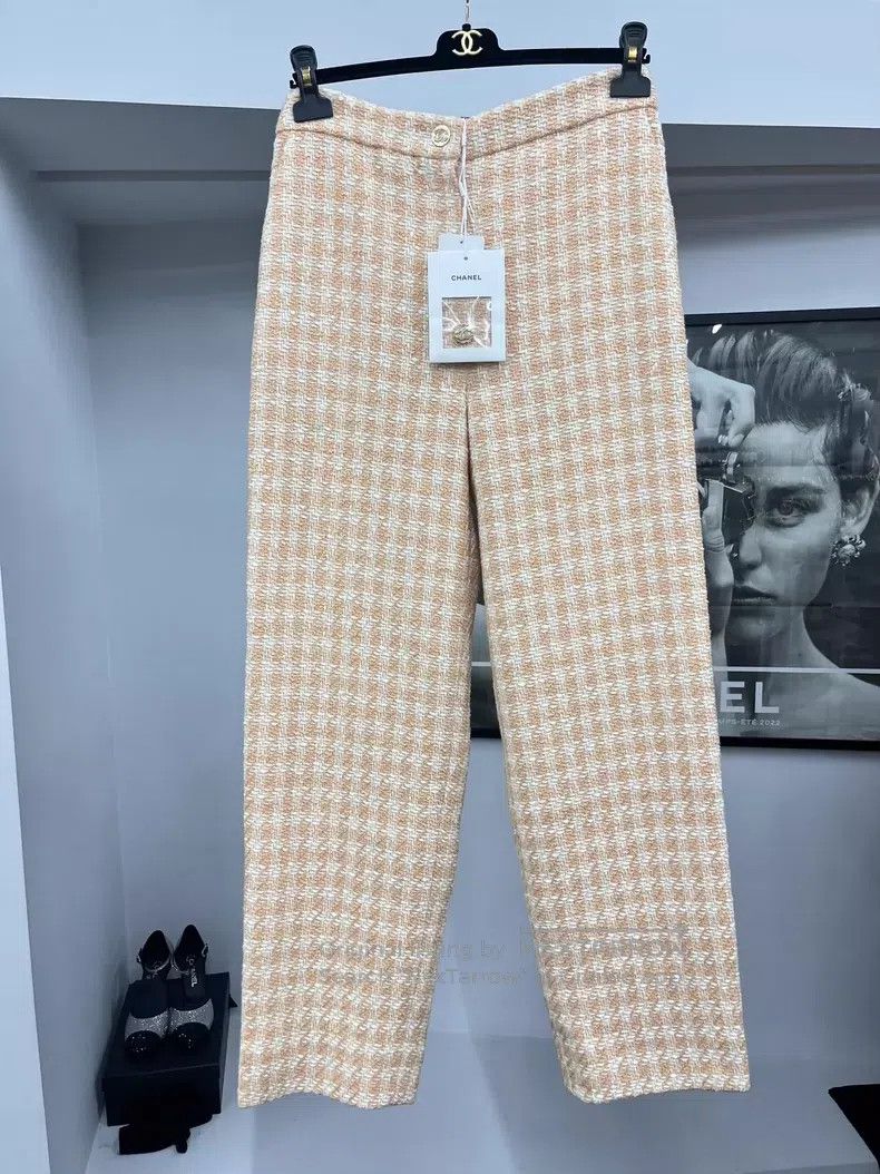 Chanel Chanel 23S spring and summer orange plaid tweed trousers Size 26" / US 2 / IT 38 - 1 Thumbnail