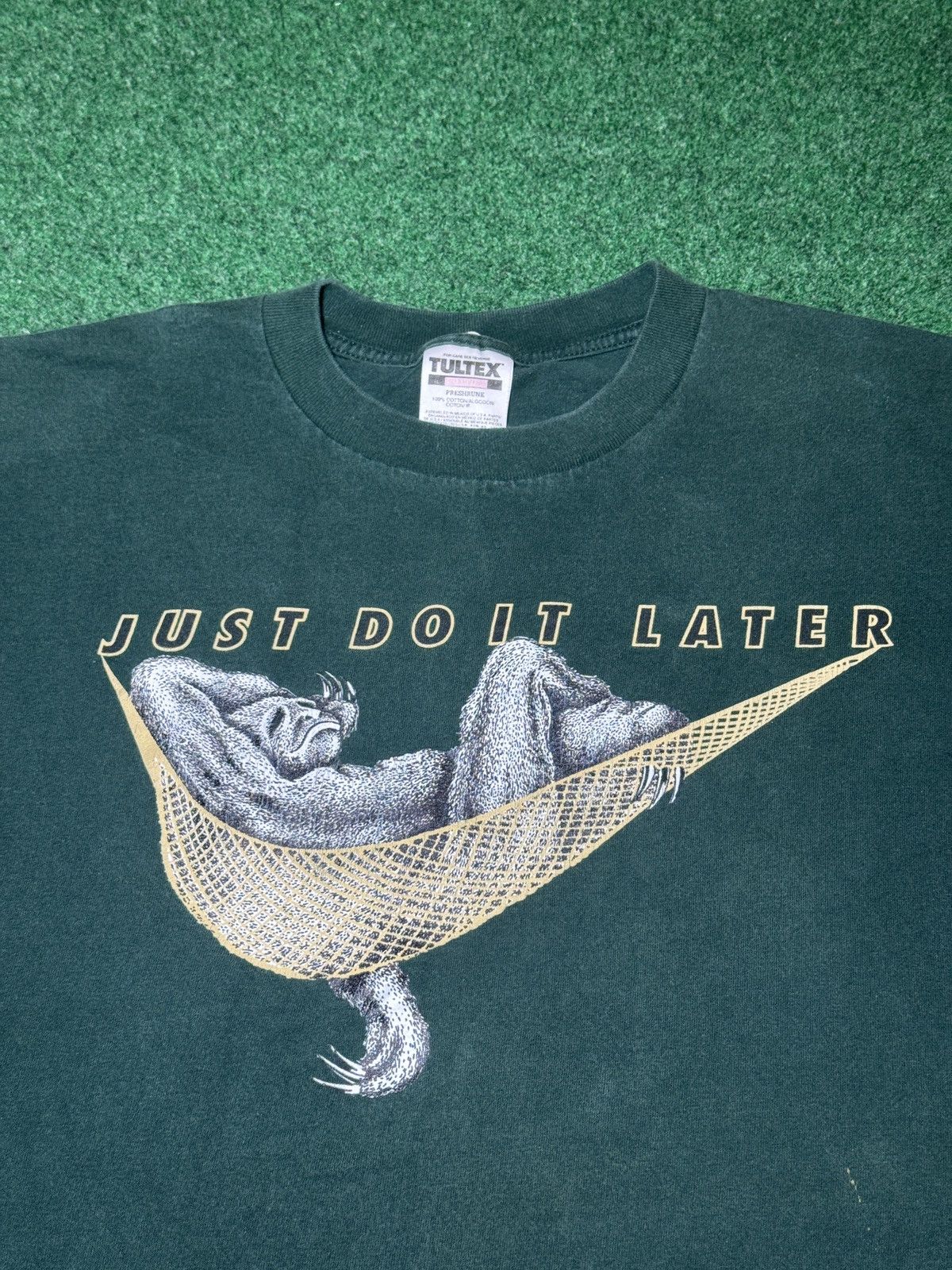 Tultex Just Do It Later Sloth Nike 90s Funny XL Tultex T Shirt Size US XL / EU 56 / 4 - 2 Thumbnail