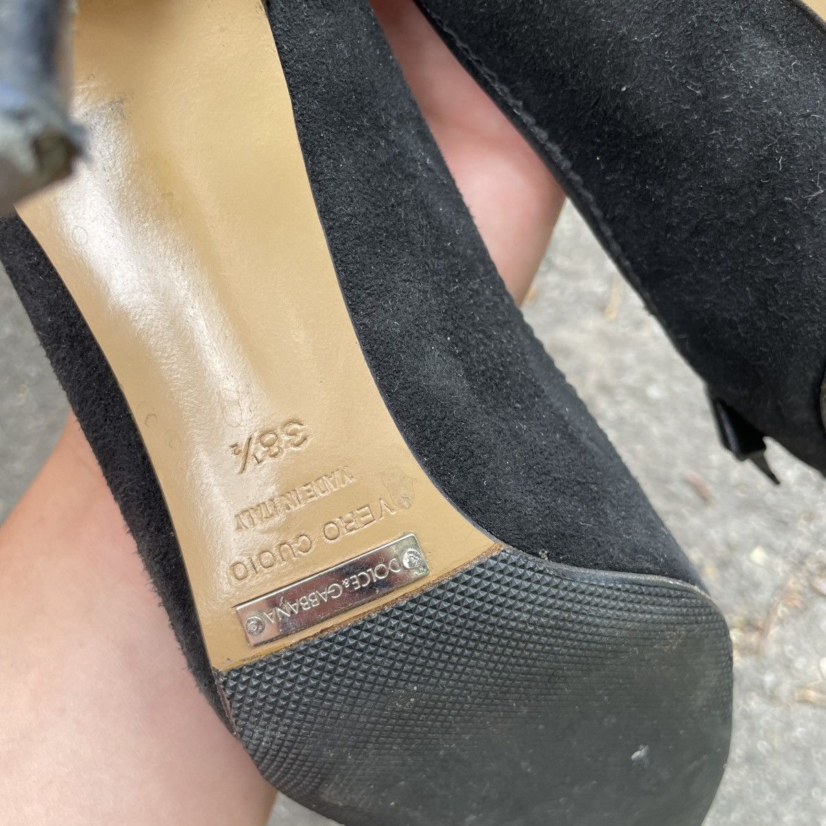 Dolce & Gabbana 39.5 Dolce Gabbana Black Leather Sling Heels Pumps slip shoe Size US 8.5 / IT 38.5 - 3 Thumbnail