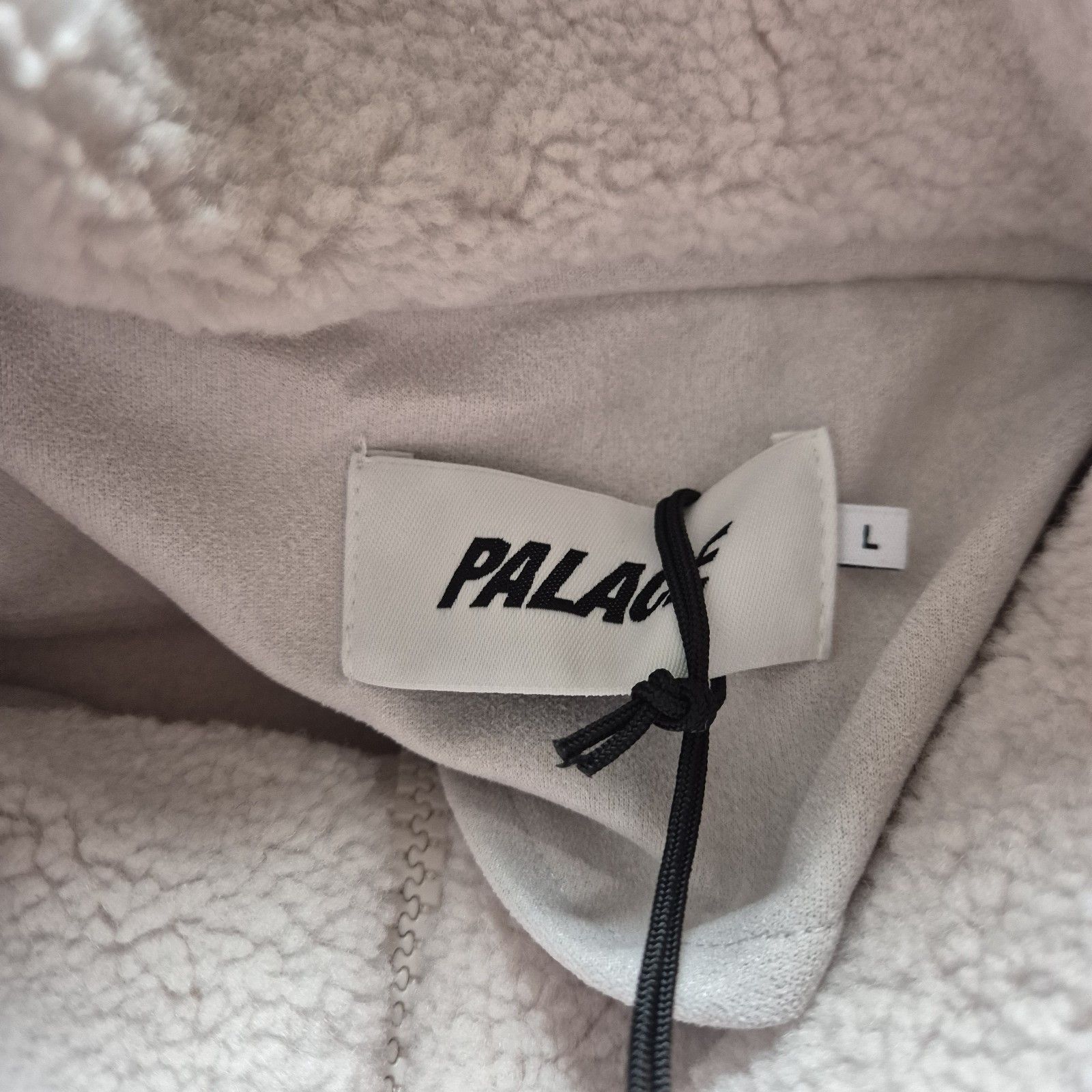 Palace Palace Sherpa Faux Suede Funnel Jacket Soft White New FW24 Size US L / EU 52-54 / 3 - 3 Thumbnail
