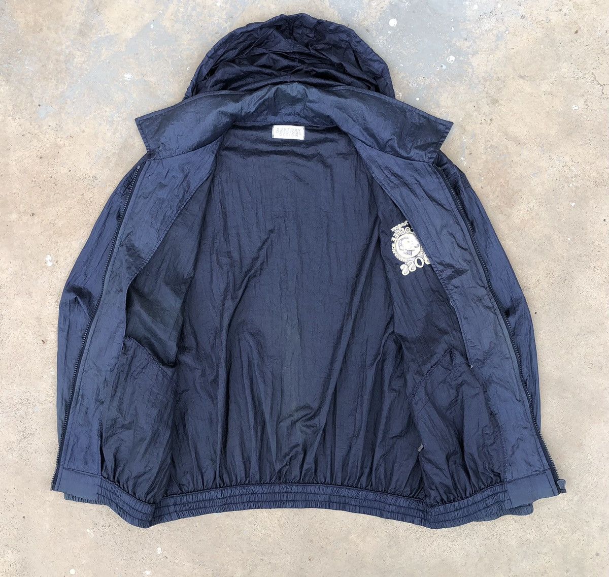 Vintage Vintage Sun Faded Suntory Boss Coffee Nylon Bomber Jacket Size US M / EU 48-50 / 2 - 7 Thumbnail