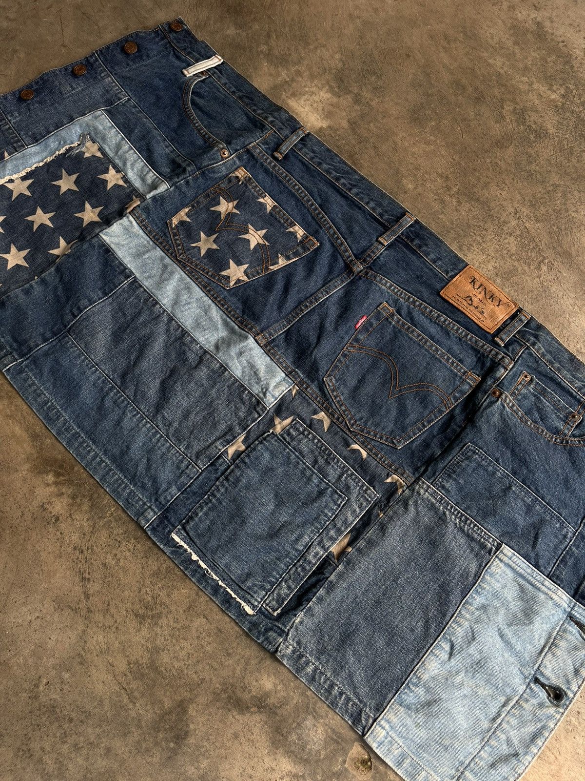 Hysteric Glamour 1990s Hysteric Glamour Kinky Hagi Patcwork Star Denim Skirt Size 32" / US 10 / IT 46 - 7 Thumbnail