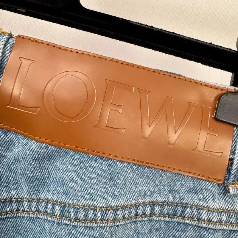 Loewe Loewe Spring Autumn Light Blue Women's Jeans . Size 23" - 5 Thumbnail