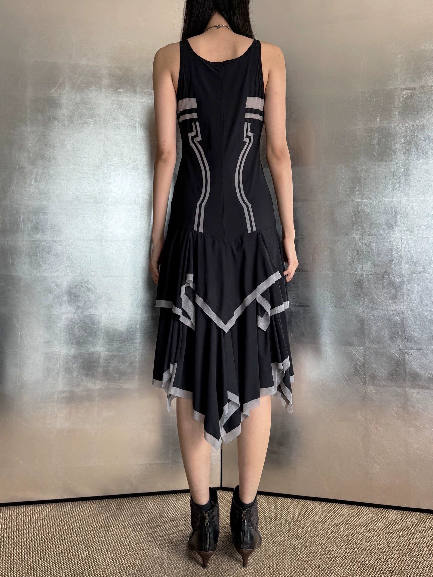 Marithe + Francois Girbaud Marithé + François Girbaud MFG Elastic Waist Dress M Size M / US 6-8 / IT 42-44 - 7 Thumbnail
