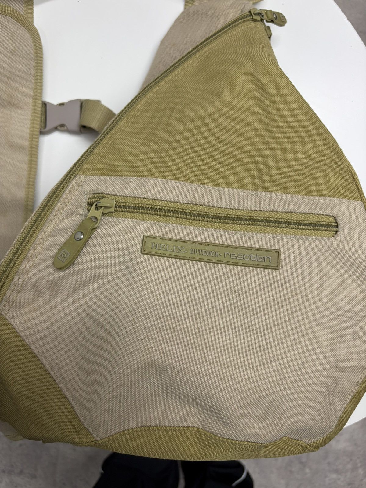 Nike Vintage Tactical Sling Bag Y2K Utility Crossbody Messenger Size ONE SIZE - 7 Thumbnail