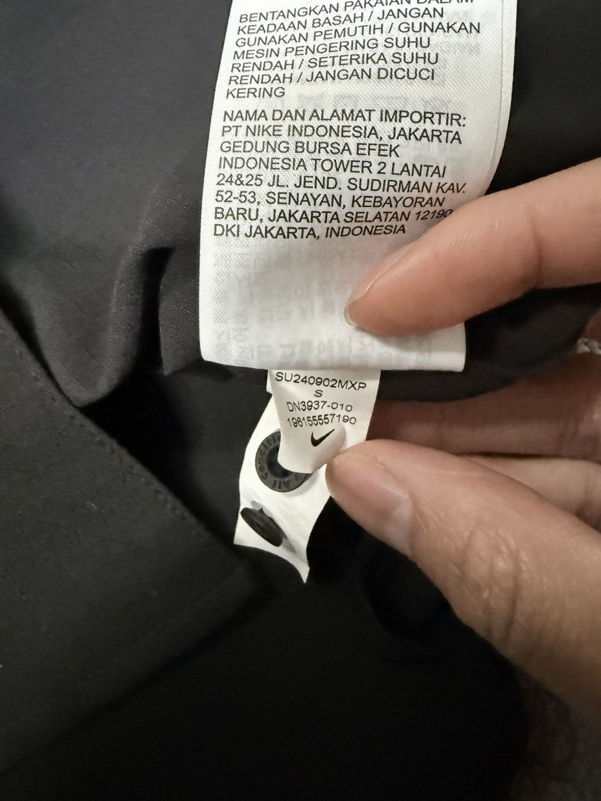 Nike ACG Nike Acg black devastation trail shirt size S Size US S / EU 44-46 / 1 - 6 Thumbnail