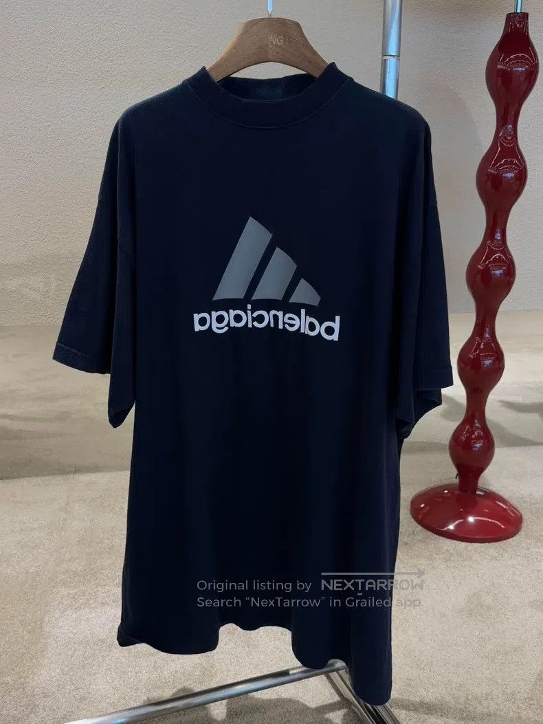 Balenciaga Balenciaga Logo embroidered round neck short-sleeve T-shir Size US L / EU 52-54 / 3 - 1 Thumbnail