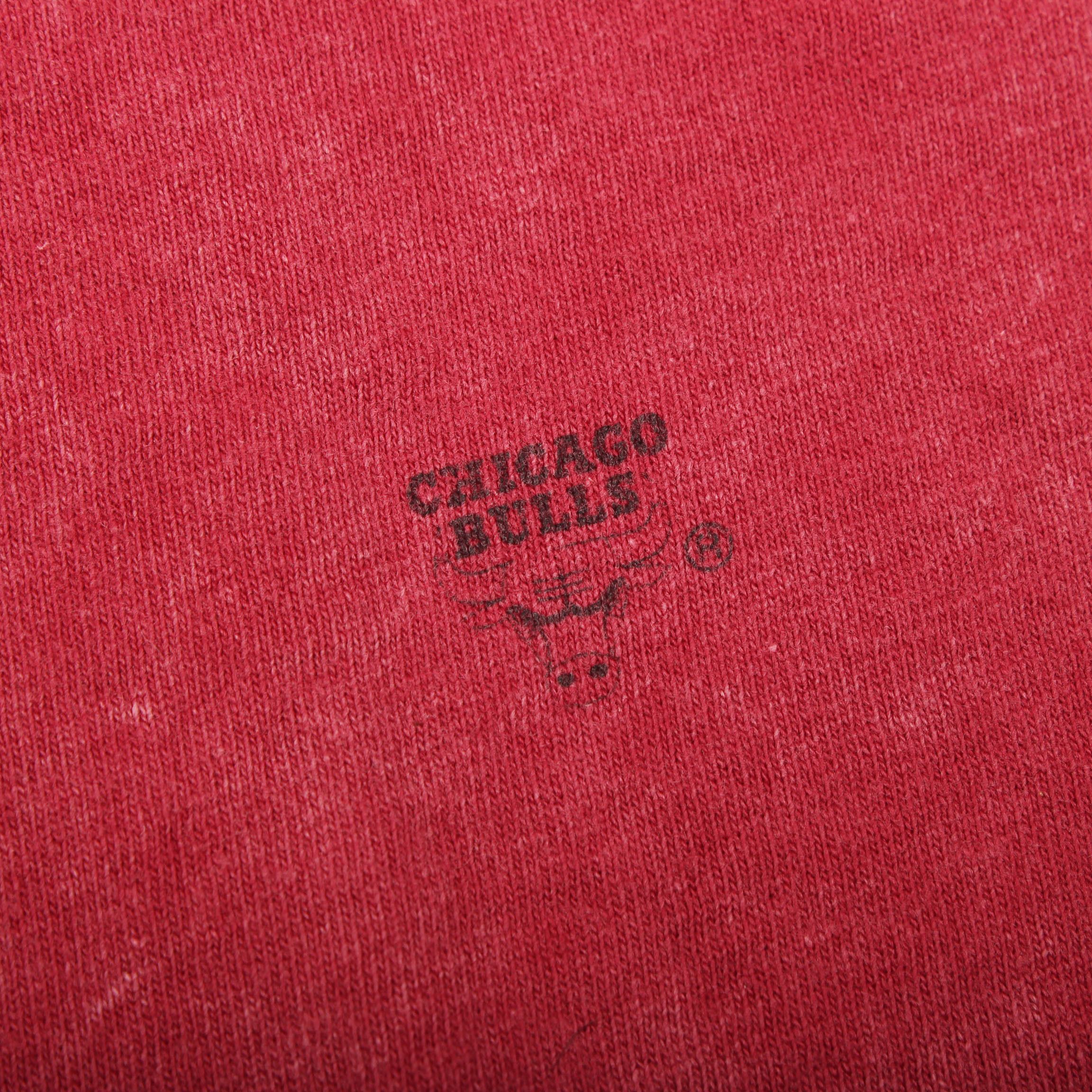 Nutmeg 90s Chicago Bulls NBA T-Shirt Graphic Tee Size US XL / EU 56 / 4 - 6 Thumbnail