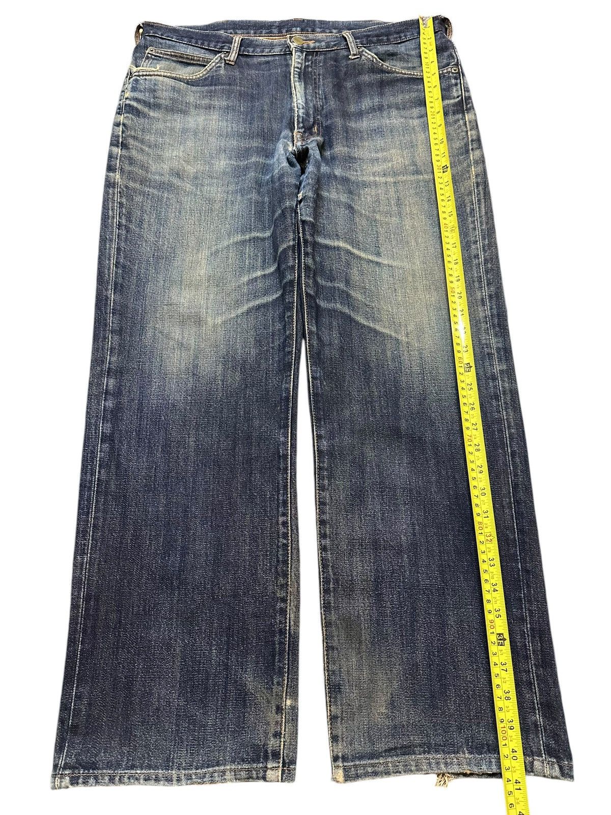Wrangler Vintage Wrangler Blue Faded Wash Style Loose Jeans Size US 36 / EU 52 - 11 Thumbnail
