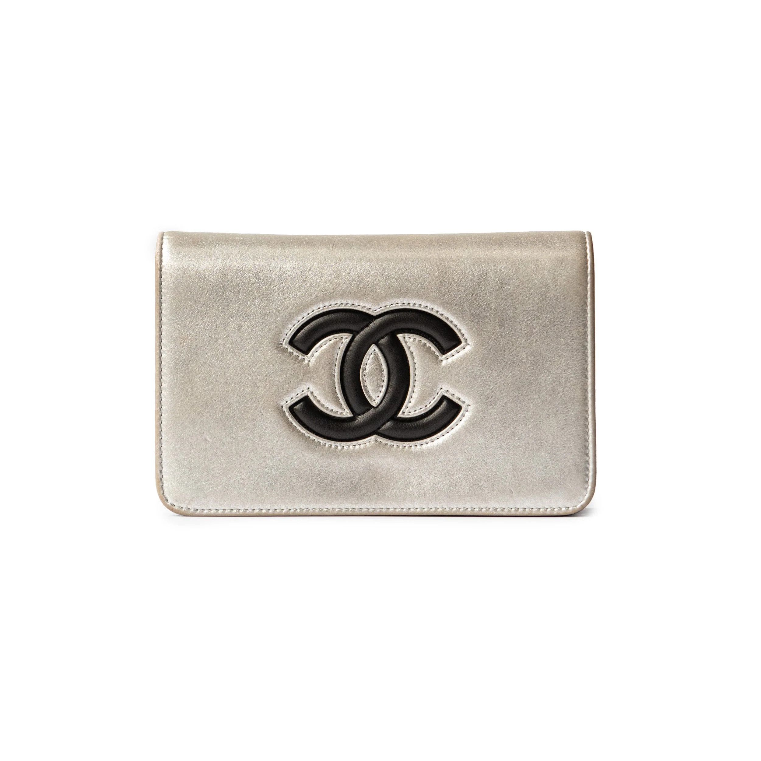 Chanel CHANEL Wallet On Chain WOC Silver & Black Size ONE SIZE - 1 Thumbnail