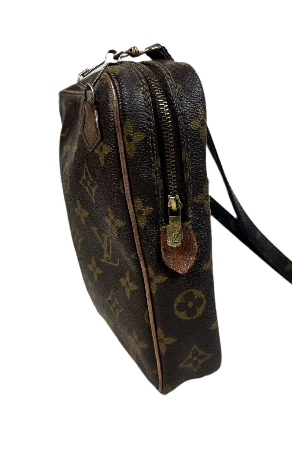 Louis Vuitton Louis Vuitton Monogram Danube Crossbody Bag Size ONE SIZE - 4 Thumbnail