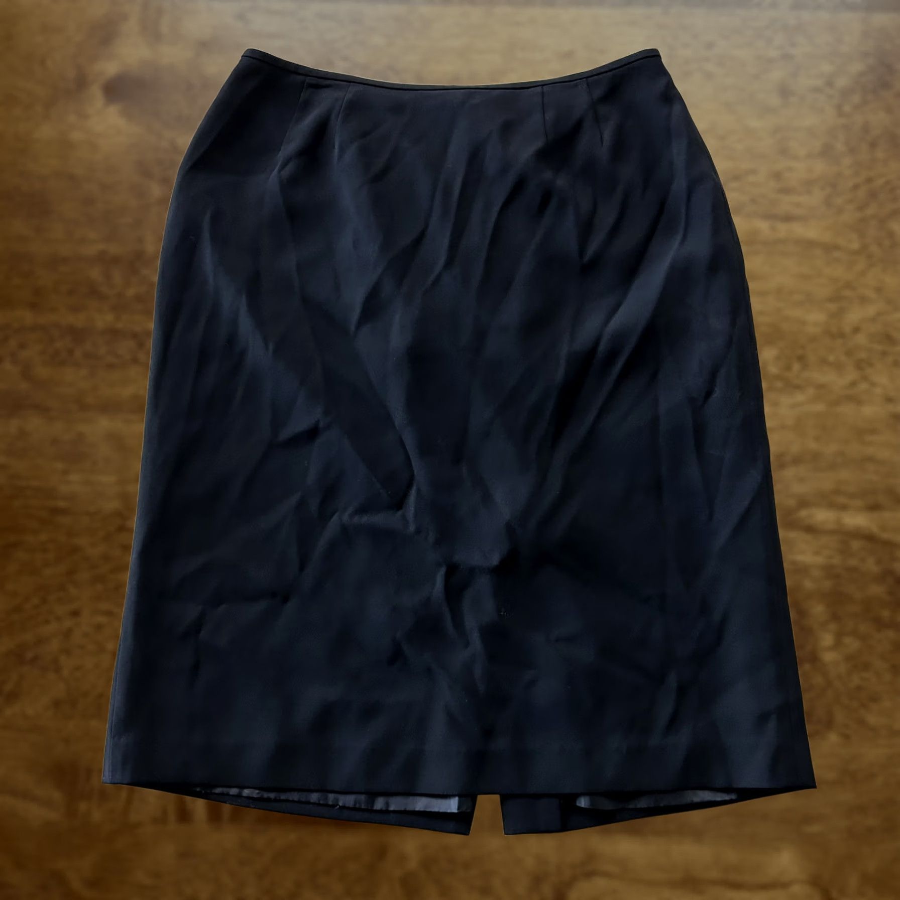 Kasper VINTAGE Kasper Skirt Womens 12 Black Pencil Midi Lined Back Vent Zip Workwear Office Size 34" / US 12 / IT 48 - 1 Thumbnail