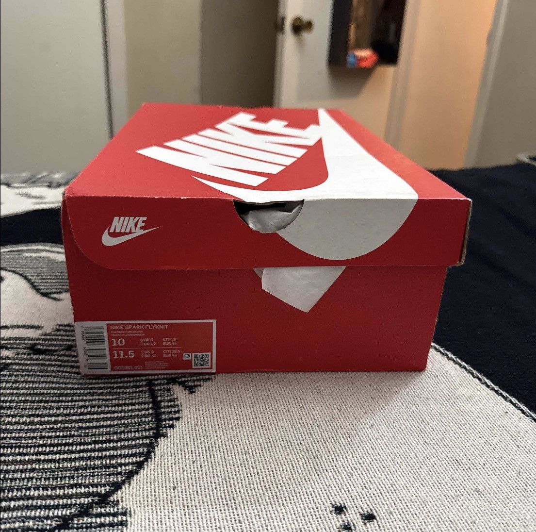 Nike Nike Spark Flyknit "Coconut Milk" Size US 10 / EU 43 - 6 Thumbnail