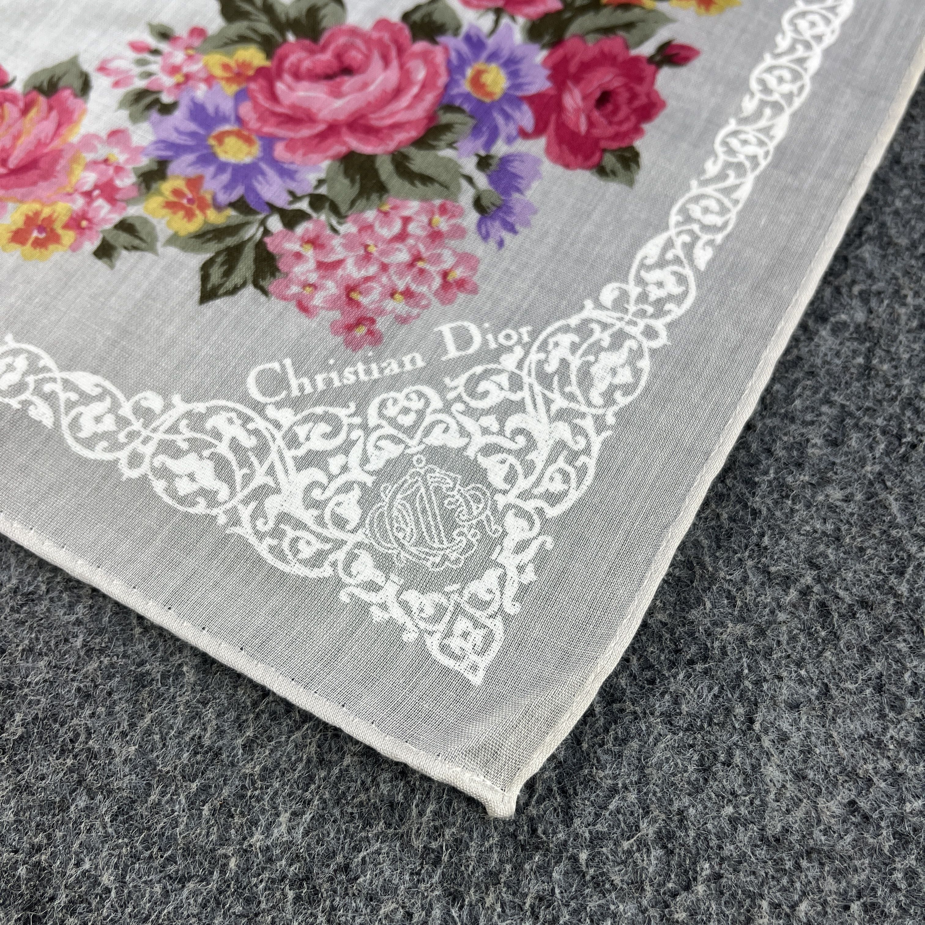 Vintage Christian Dior Handkerchief / Bandana / Neckerchief B094 Size ONE SIZE - 4 Thumbnail