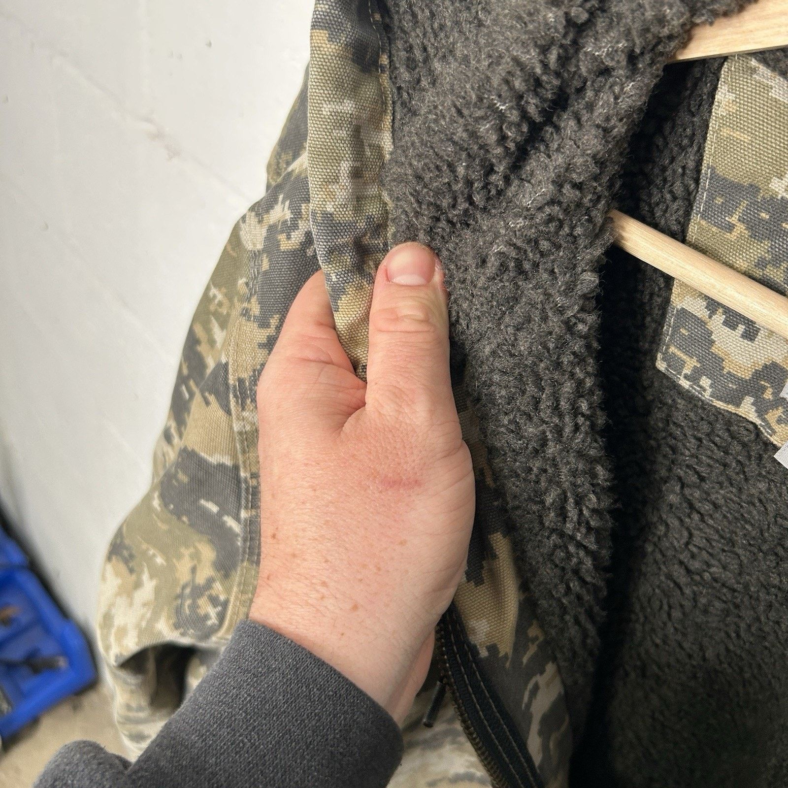 Carhartt Carhartt Sherpa-Lined Hooded Detroit Jacket “Digital Camo” Size US M / EU 48-50 / 2 - 13 Thumbnail