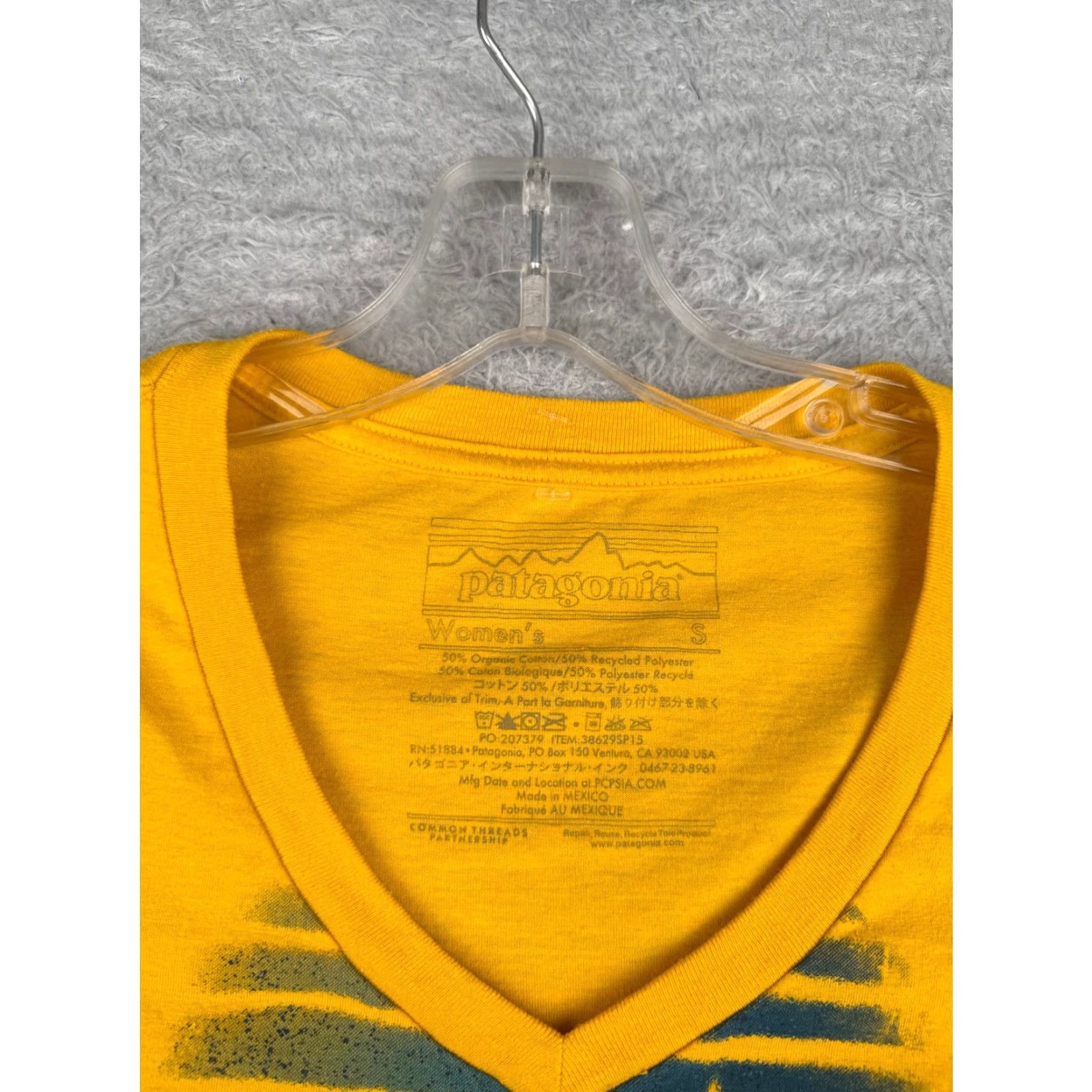 Patagonia Patagonia Shirt Women S Yellow Short Sleeve V-Neck Cotton Blend Distressed T-Shirt Casual Outdoor All Seasons Mens Womens Boys Girls Size S / US 4 / IT 40 - 7 Thumbnail