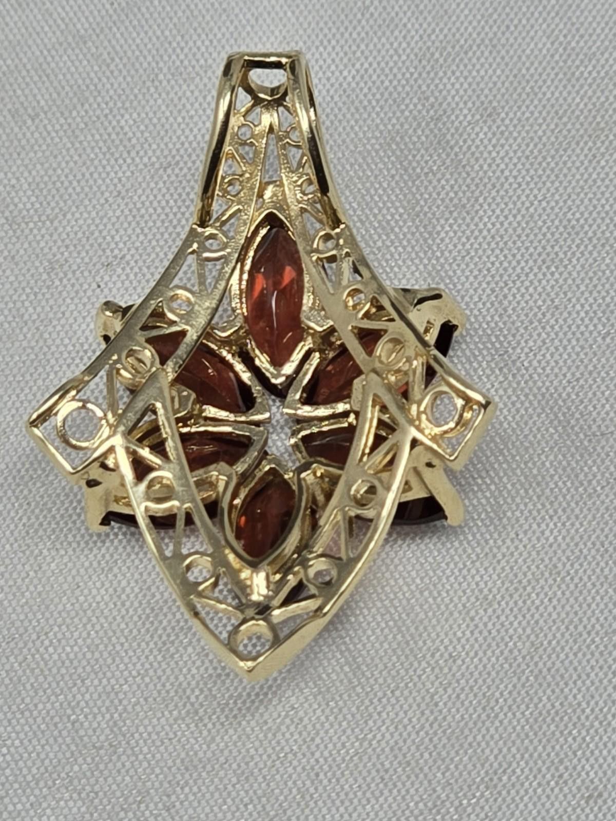The Unbranded Brand Vtg Mexico 14k Gold Star Flower Amethyst Pendant Size ONE SIZE - 2 Thumbnail
